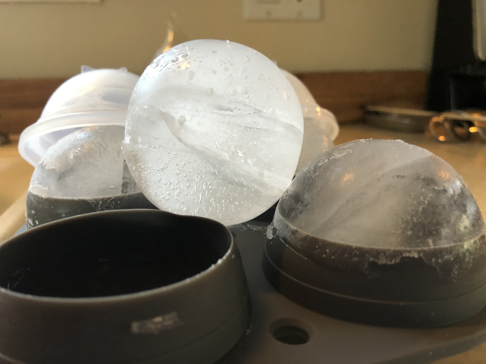 Samuelworld Large Silicone Premium Ice Trays, 2-Pack Combo, 2 Inches Big Cubes & 2.5 Inches Sphere Ice Molds - BPA Free, Craft Ice Maker for Gifting, Whiskey, Cocktails, Easy Release - Gray customer photo 2