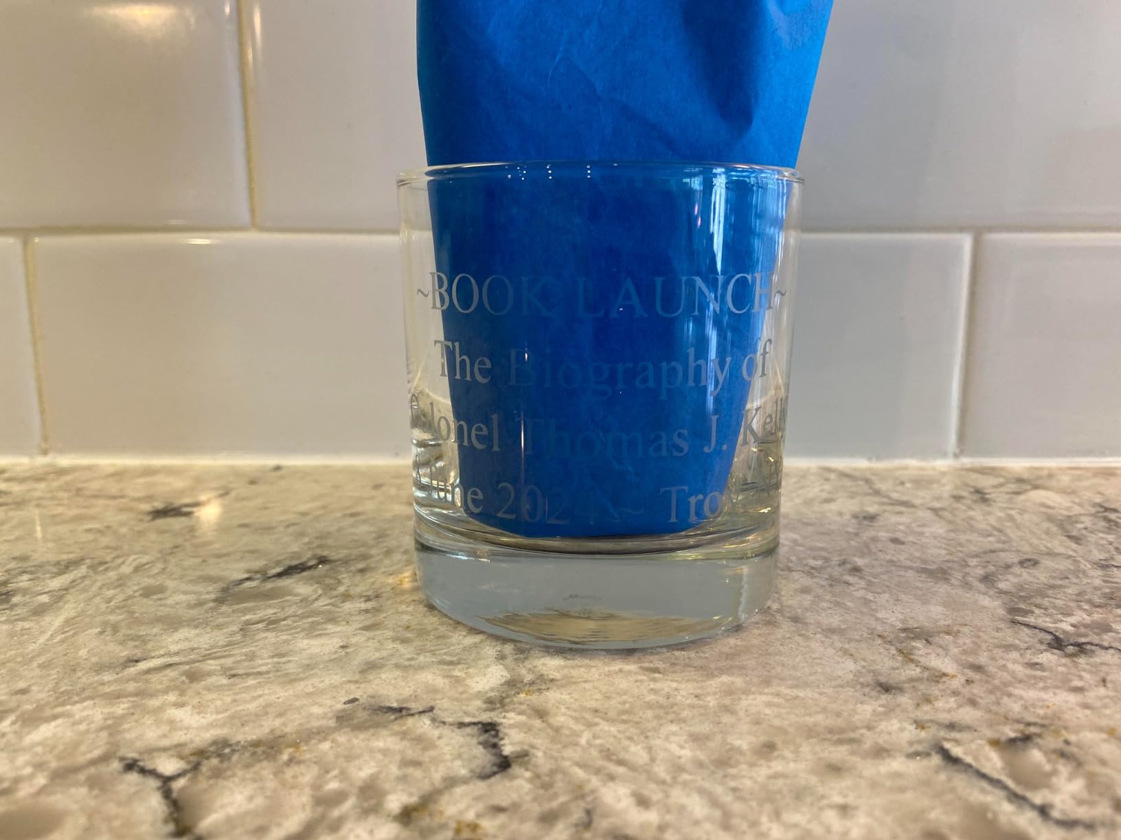 Kingrol 12 Pack 10 oz Rocks Glasses, Old Fashioned Whiskey Glasses | Heavy Base & Comfortable Grip; Classic Lowball Shape; Ideal for Whiskey, Bourbon, Cocktails, Water & Everyday Drinks customer photo 1