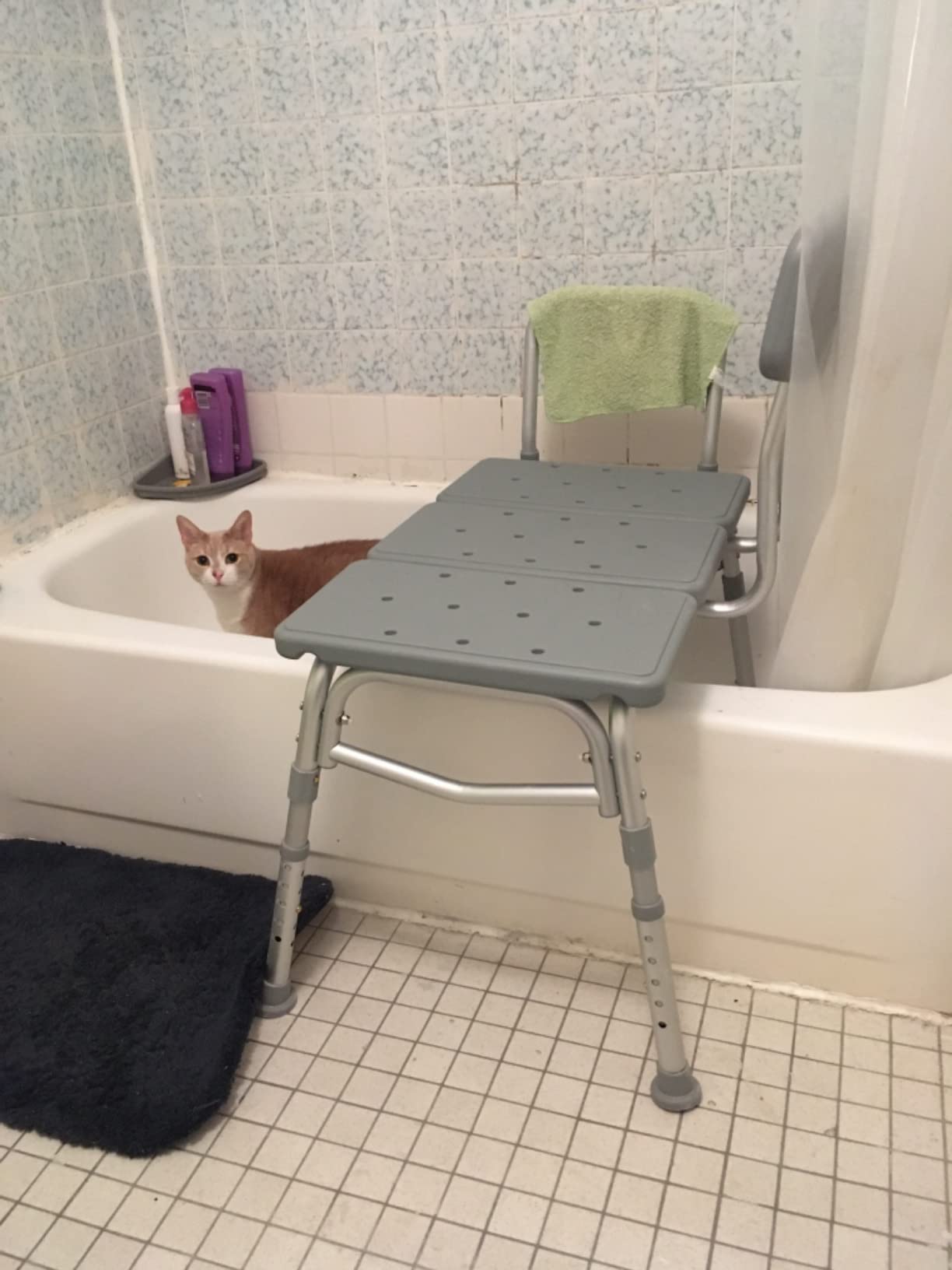 Medline Transfer Bench for Bathtubs and Showers, Adjustable Shower Bench and Bath Seat For Seniors and adults, Slip-resistant Feet, Heavy-Duty 400 lb. Weight Capacity, Tool-Free Assembly customer photo 1