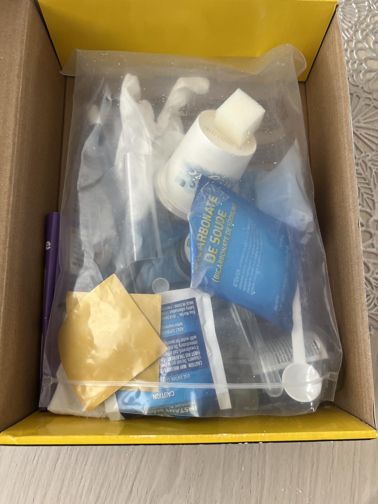 NATIONAL GEOGRAPHIC Science Magic Kit - Science Kit for Kids with 100+ Unique Experiments and Magic Tricks, Chemistry Set and STEM Project, A Great Gift for Boys and Girls (Amazon Exclusive) customer photo 1