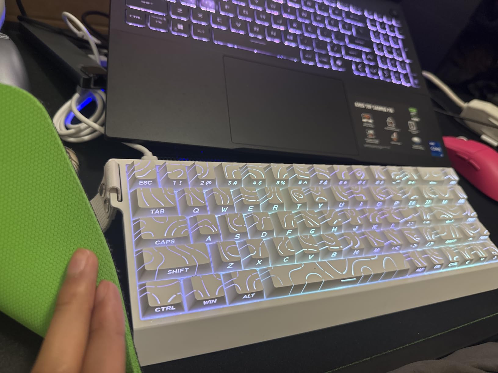 Razer Gigantus V2 Cloth Gaming Mouse Pad (XXL), Thick, Non-Slip Base, Black | High-Density Foam customer photo 2