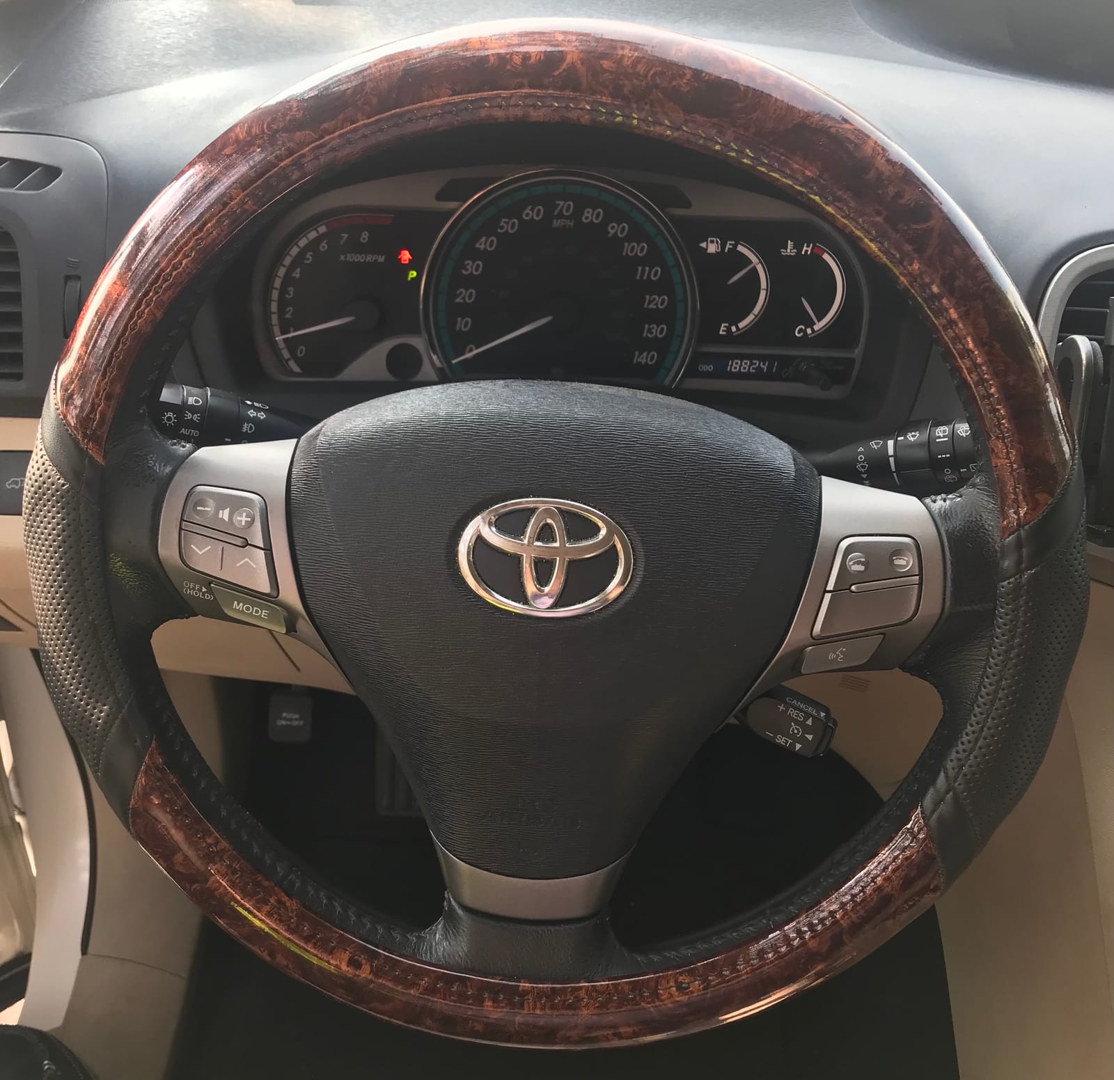 KAFEEK Wood Grain Steering Wheel Cover, Microfiber Leather, 15 Inch customer photo 2