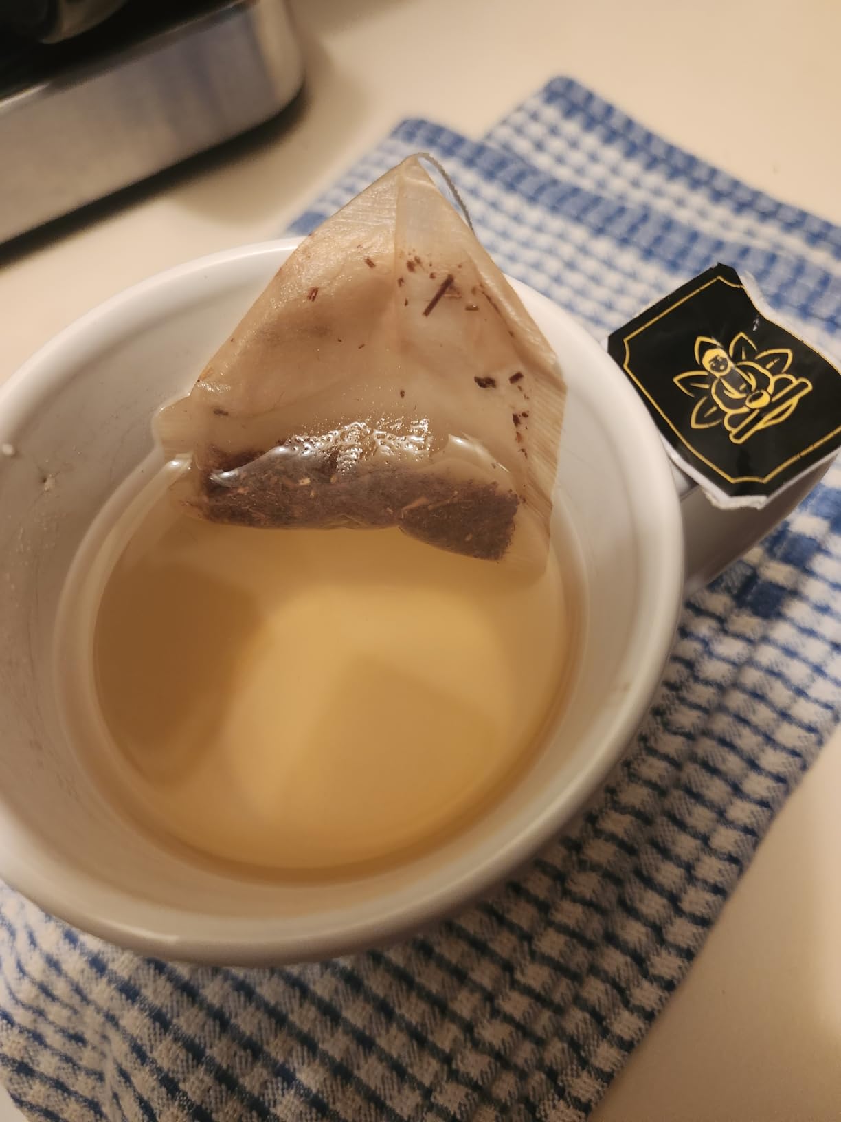 Buddha Teas Organic Reishi Mushroom Blend - Herbal Tea, Caffeine Free | 18 ct. Microplastic Free. Earthy and slightly bitter with woody notes. customer photo 1