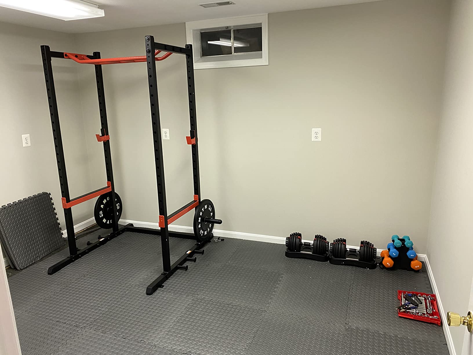 Sunny Health & Fitness Full Size Power Cage for Home Gym Training | Squats, Presses & Pull-Ups, Reversible Pull-Up Bar, Numbered Heights, 6 Band Pegs, Plate Storage, 1000 lb Rack customer photo 2