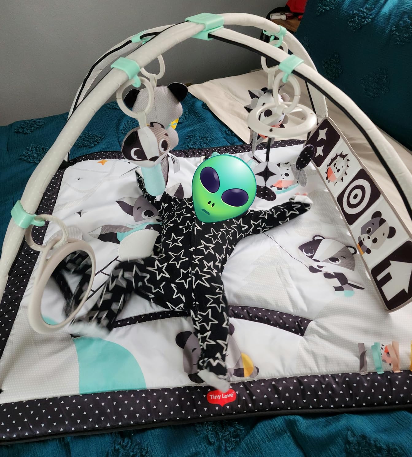 Tiny Love Baby Tummy Time Play Mat, Gymini Deluxe Baby Play Mats for Floor, Magical Tales Black & White Activity Gym customer photo 1