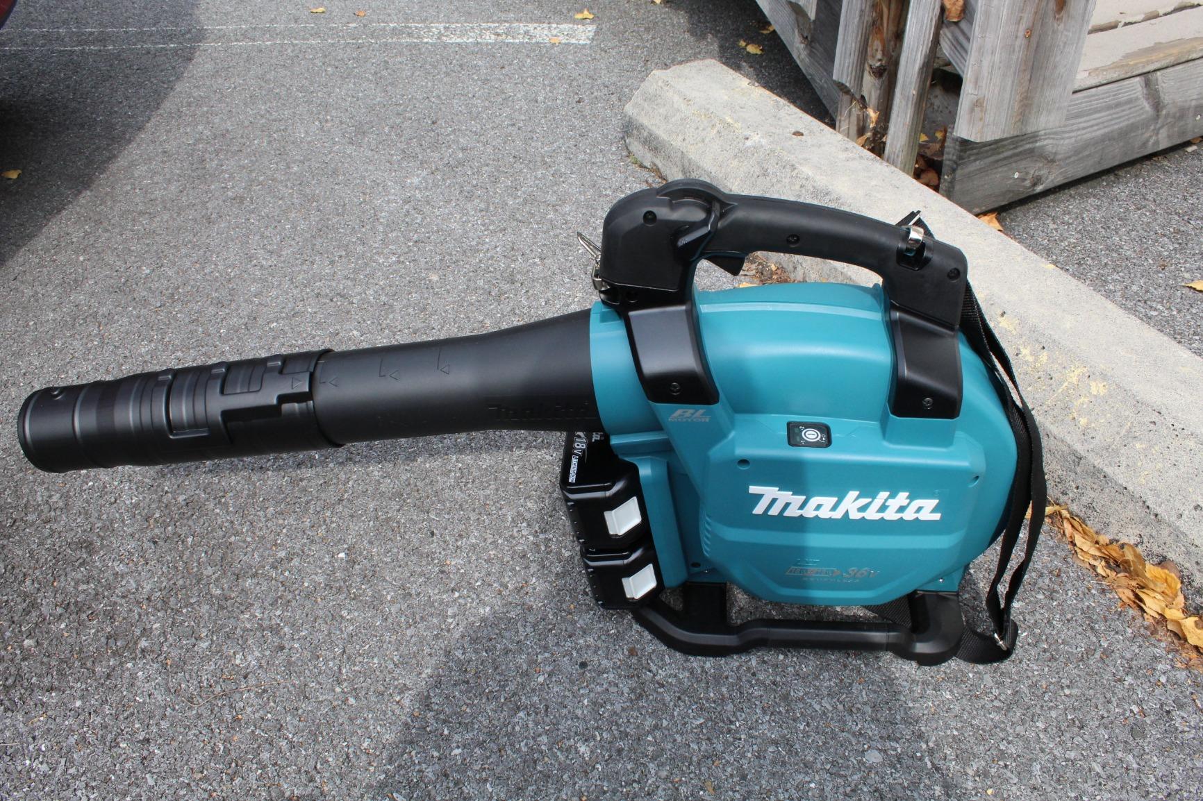 Makita XBU04PT 36V (18V X2) LXT Brushless Blower Kit (5.0Ah) customer photo 1