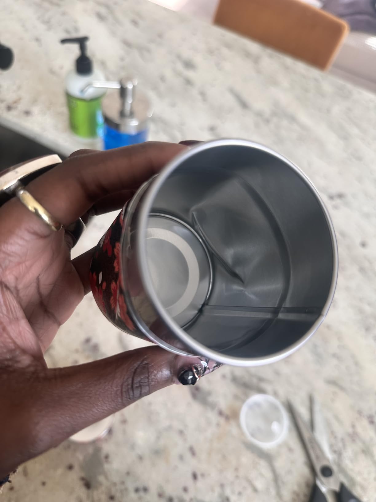 NOREN Japanese Tea Canister Tin (Yuzen Washi Paper), 3.5oz Size Made in JAPAN with Includes Inner Lid of Airtight Damp-Proof/Kitchen Jar for Loose Leaf Coffee Tea (Sakura of Kyoto/Navy) customer photo 1