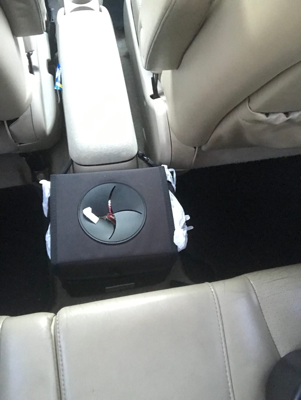 Creathing Car Trash Can [Touring Edition] - Removable Liner - 100% Leakproof, Odor Control Lid, Hanging Garbage Bin for SUV, Truck, Car (2 Gal, Black) customer photo 1