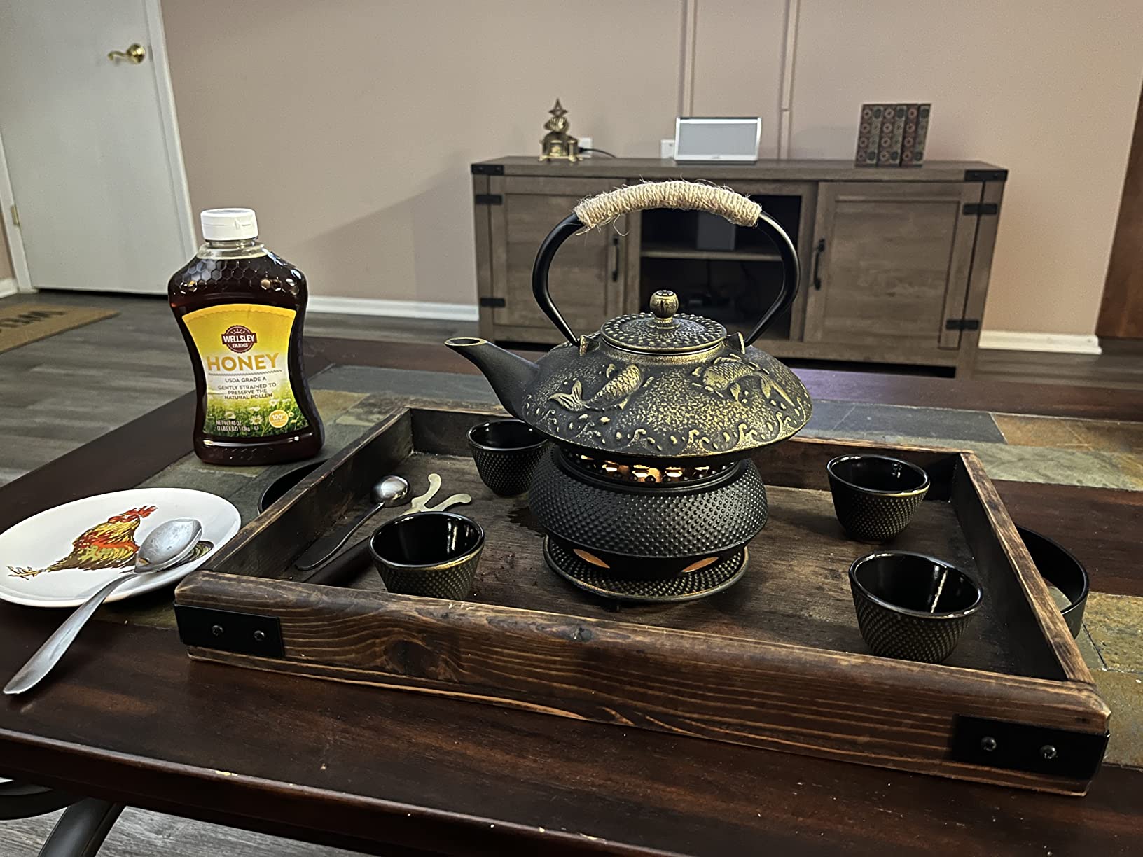 Ufine Koi Fish Cast Iron Teapot Set Stove Top 26 oz Tea Kettle with 4 Cups, Enamel Coated with Stainless Steel Infuser and Trivet customer photo 1