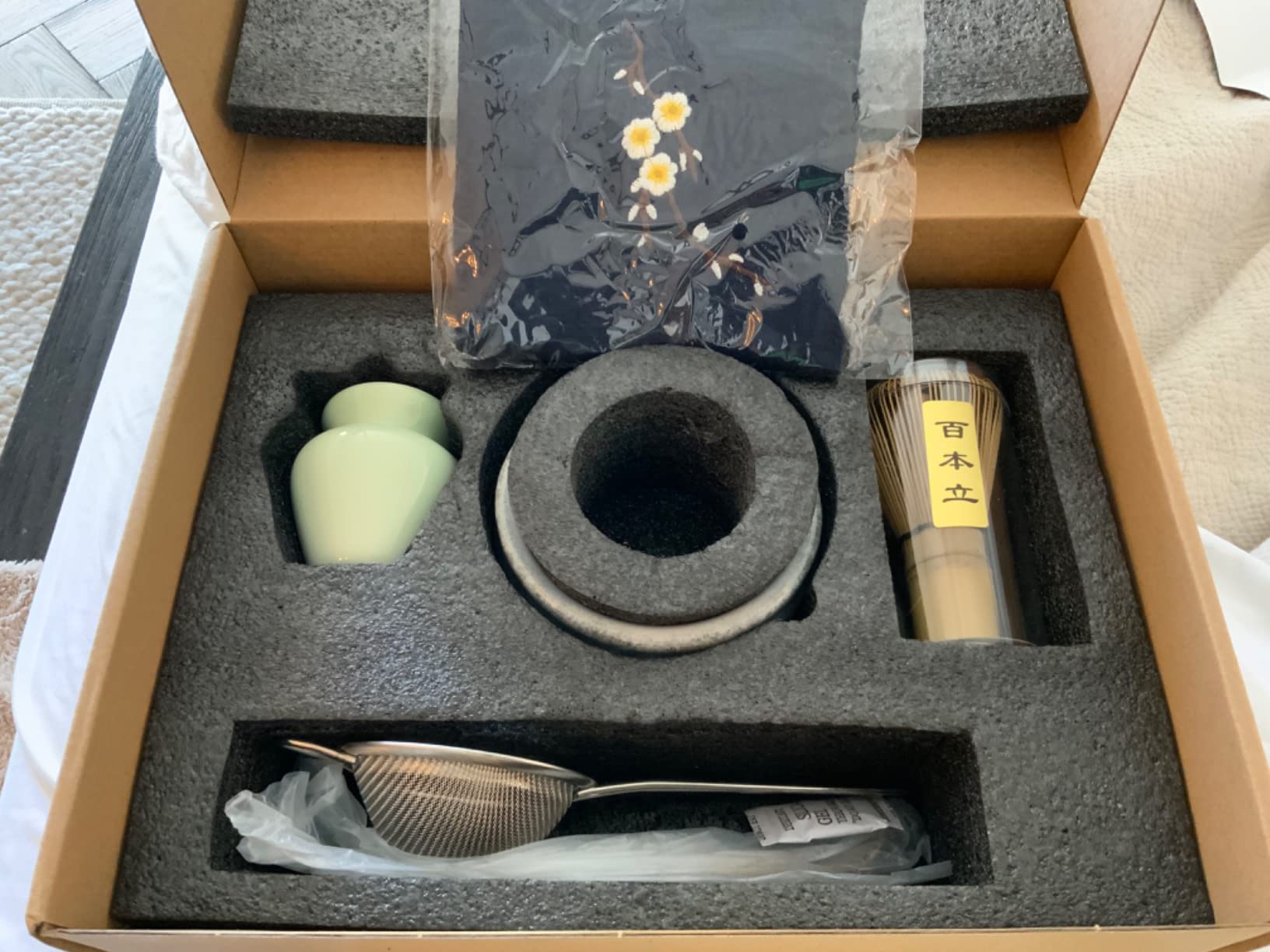 Artcome 12Pcs Japanese Matcha Tea Set - Bowl, Bamboo Whisk, Holder, Brush and Screen - Handmade Ceremony Kit for Traditional Tea Ceremony customer photo 1
