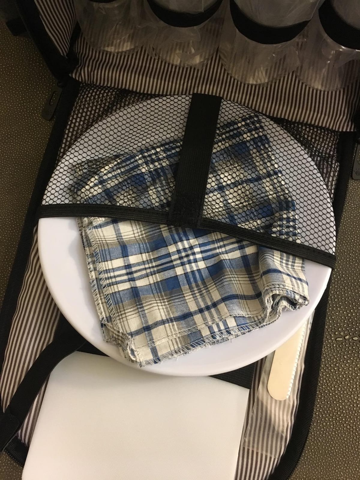 Hap Tim Picnic Basket Backpack for 2 Person with 2 Insulated Cooler Compartment, Wine Holder, Fleece Blanket, Cutlery Set, Wedding Gifts for Couples, Bridal Shower Gifts, Engagement Gifts customer photo 2
