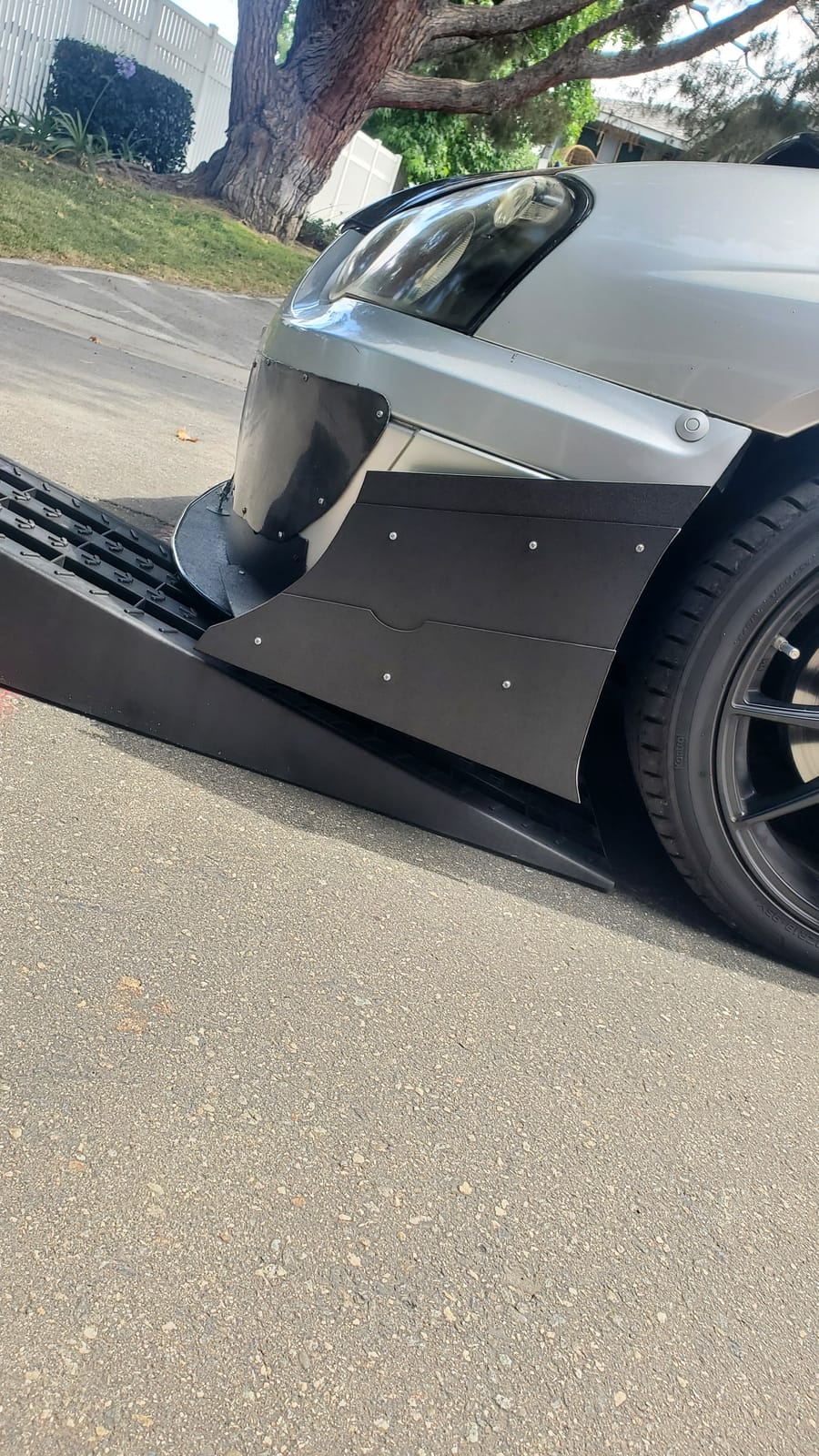 Eastwood Detachable Removable Poly Black Car Ramp Set with 3.6 Tons Load Rating customer photo 1