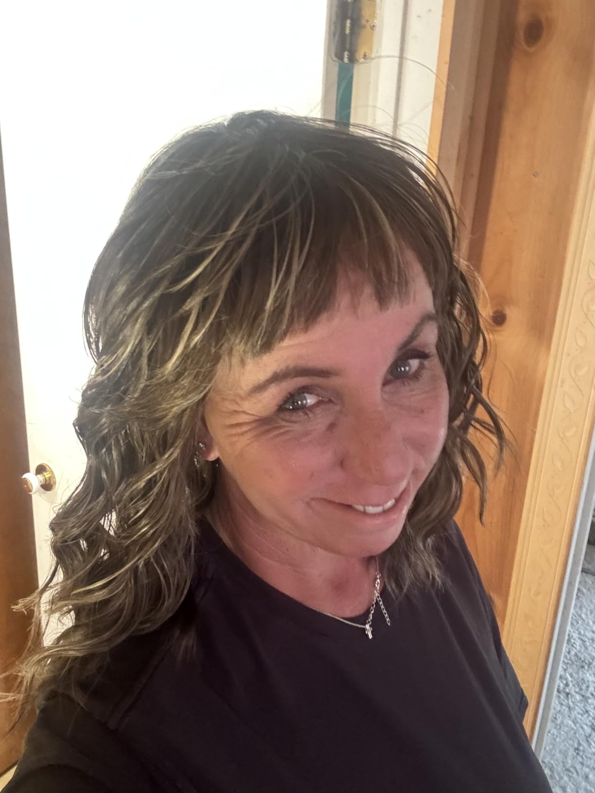 AISI HAIR Natural Brown Synthetic Curly Wavy Bob Wig with Bangs for Women, 21-23 Inches customer photo 2