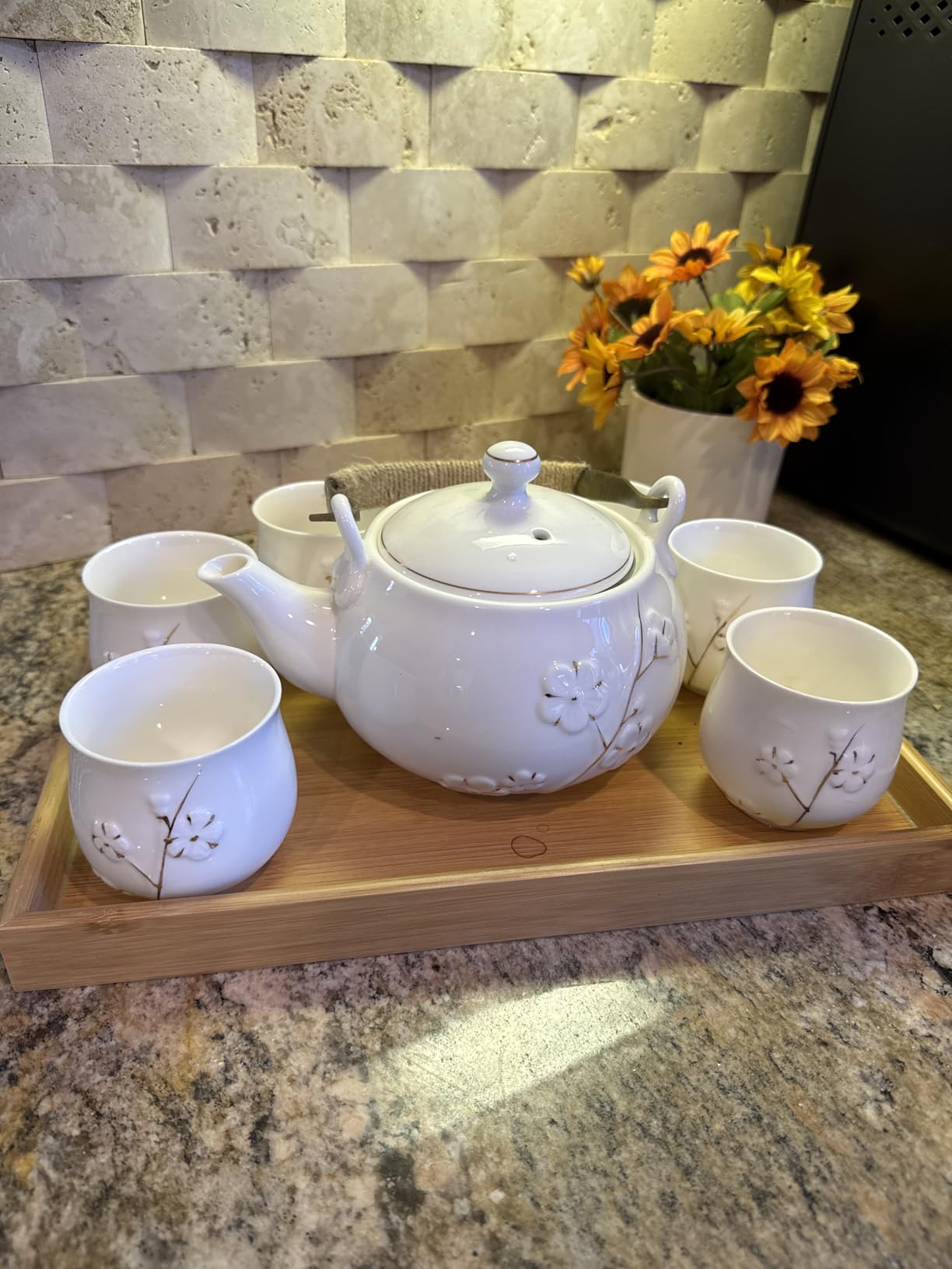 Dujust Japanese Tea Set, Black Porcelain Tea Set with 1 Teapot Set, 6 Tea Cups, 1 Tea Tray, 1 Stainless Infuser, Beautiful Asian Tea Sets for Adults, Tea Lover/Women/Men (Countryside in Golden) customer photo 2