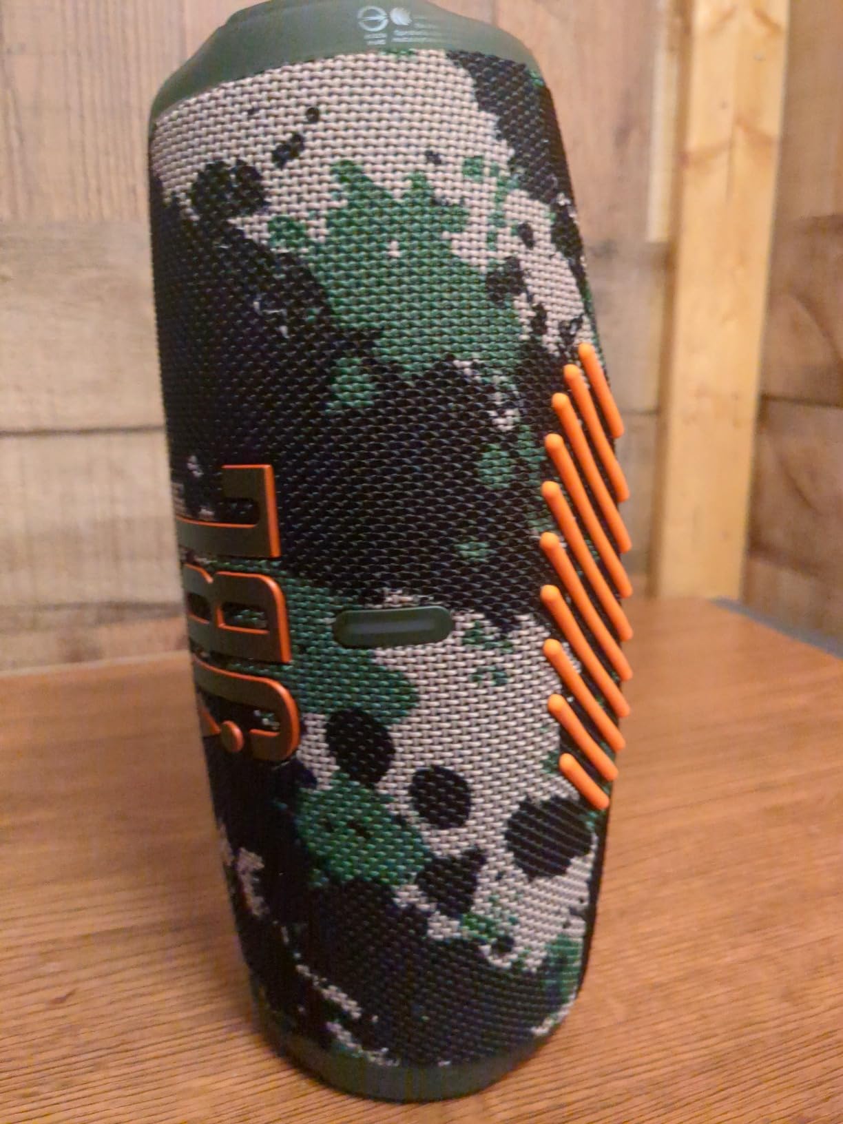 JBL Charge 5 - Portable Waterproof Speaker - Black | Bold JBL Original Pro Sound, 20 hours of playtime, IP67 waterproof and dustproof, Wireless Bluetooth Streaming customer photo 2
