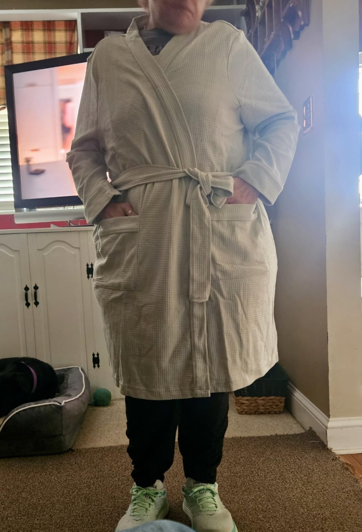Amazon Essentials Women's Lightweight Cotton Blend Waffle Mid-Length Bathrobe, Breathable Loungewear (Available in Plus Size) customer photo 1