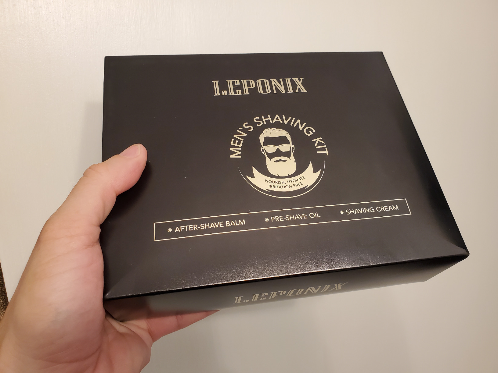 LEPONIX Shaving Kit for Men with Sandalwood Shave Cream Oil and After Shave - Fights Razor Burn customer photo 1