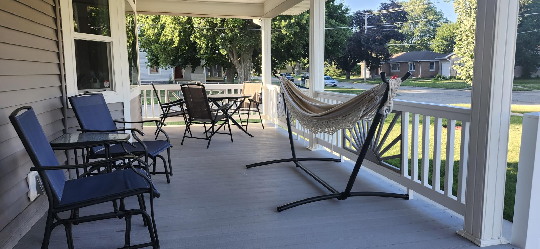Amazon Basics Double Hammock with 9-Foot Space Saving Steel Stand and Carrying Case, 2 Person, 450 lb Capacity, Cotton Polyester, Oasis Stripe, 110