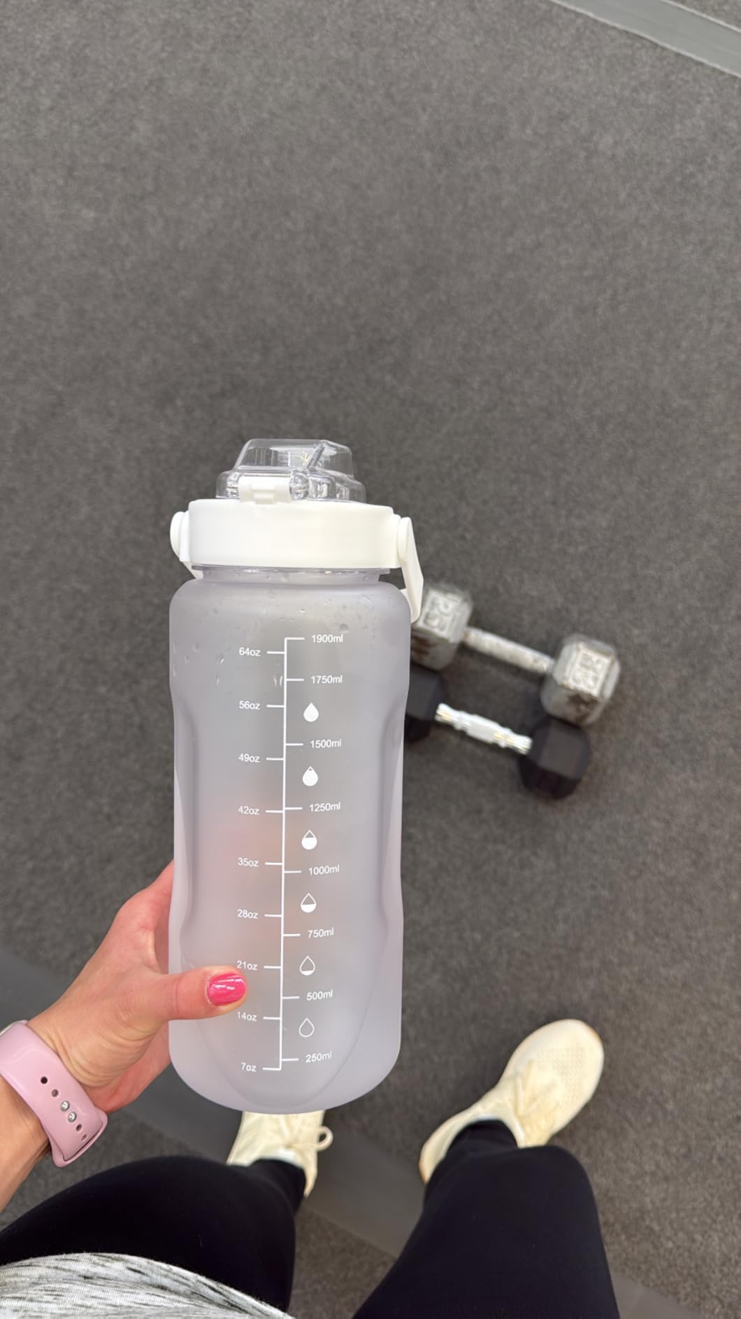 ST-YIBEN 64oz,100oz,128oz Large Motivational Water Bottle with Time Marker, Leakproof & BPA Free Half Gallon Big Water Bottle with Straw Handle Tritan Frosted Water Jug for Gym,Fitness,Outdoor Sports customer photo 2