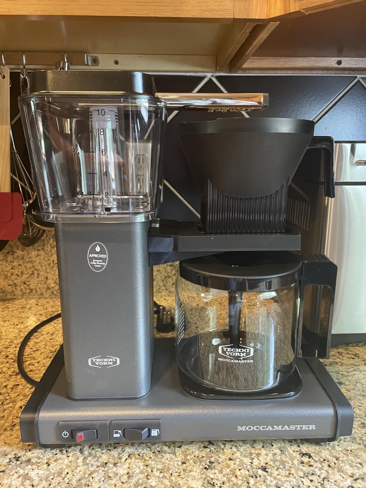 Moccamaster 53948 KBGV Select 10-Cup Coffee Maker, Matte Black, 40 ounce, 1.25l customer photo 1