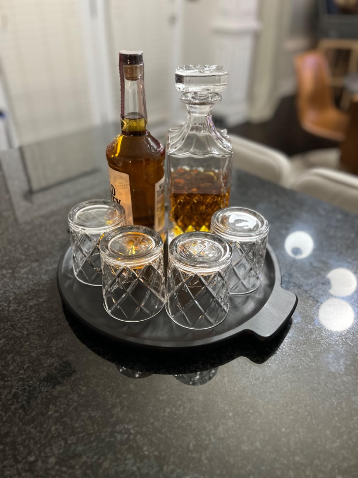 LIGHTEN LIFE Whiskey Decanter Set, Italian Crystal Decanter with 4 Whiskey Glasses in Gift Box customer photo 1