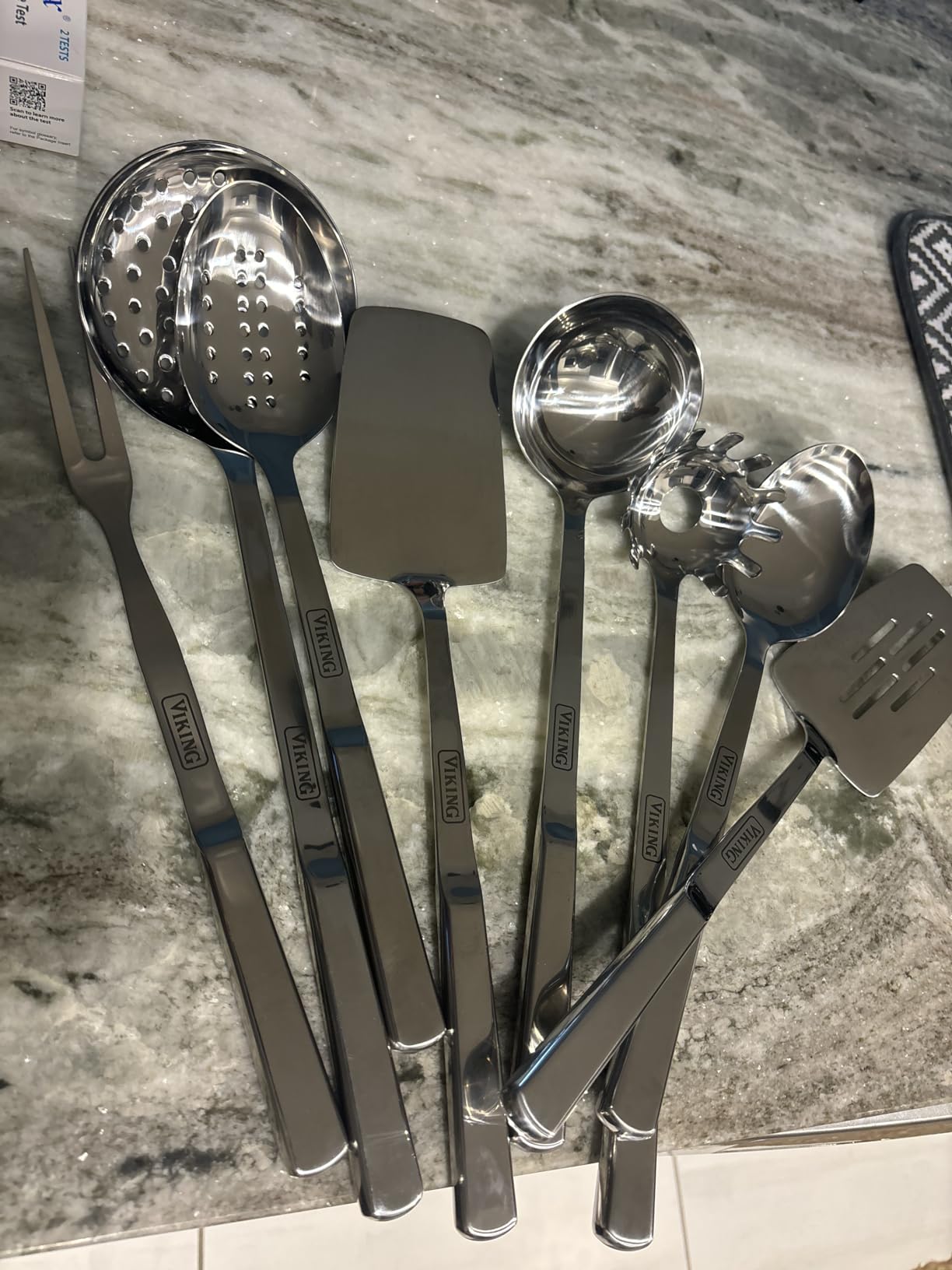 Viking Kitchen Utensils Set, 8 Piece Stainless Steel Cooking Utensil Set, Includes Spatulas, Spoons, Pasta Fork, Deep Ladle, Meat Fork, and Skimmer, Silver customer photo 2