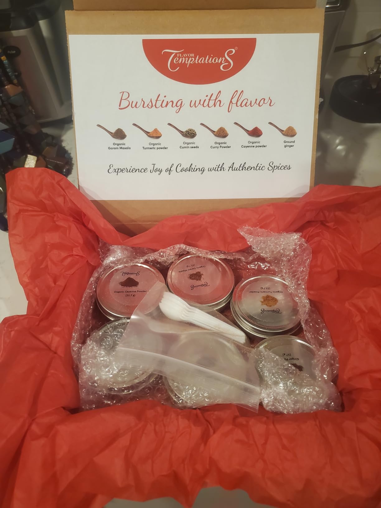 Indian Spice Sampler Kit Gift Set by Flavor Temptations | 6 Salt-free, Gluten-free Spices including Garam Masala, Turmeric, Cumin, Curry powder | 3 Indian Food Recipes customer photo 1