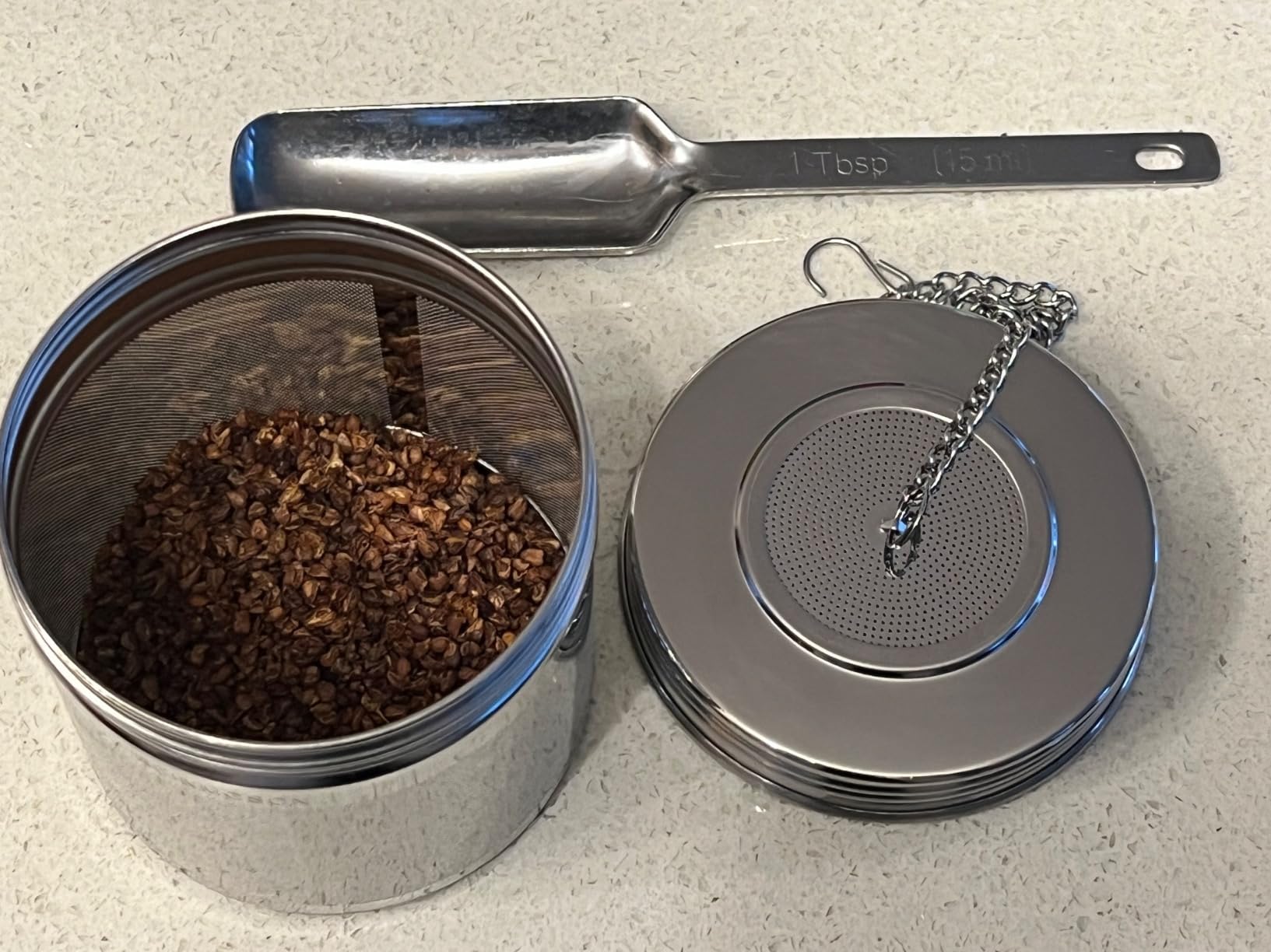 Reinmoson 2 Pack Extra Large Tea Infuser for Loose Leaf Tea & Spice Ball | 304 Stainless Steel Fine Mesh Tea Strainer Ball, Threaded Lid, Chain Hook, Loose Leaf Tea Steeper for Black, Herb, Iced Tea customer photo 2