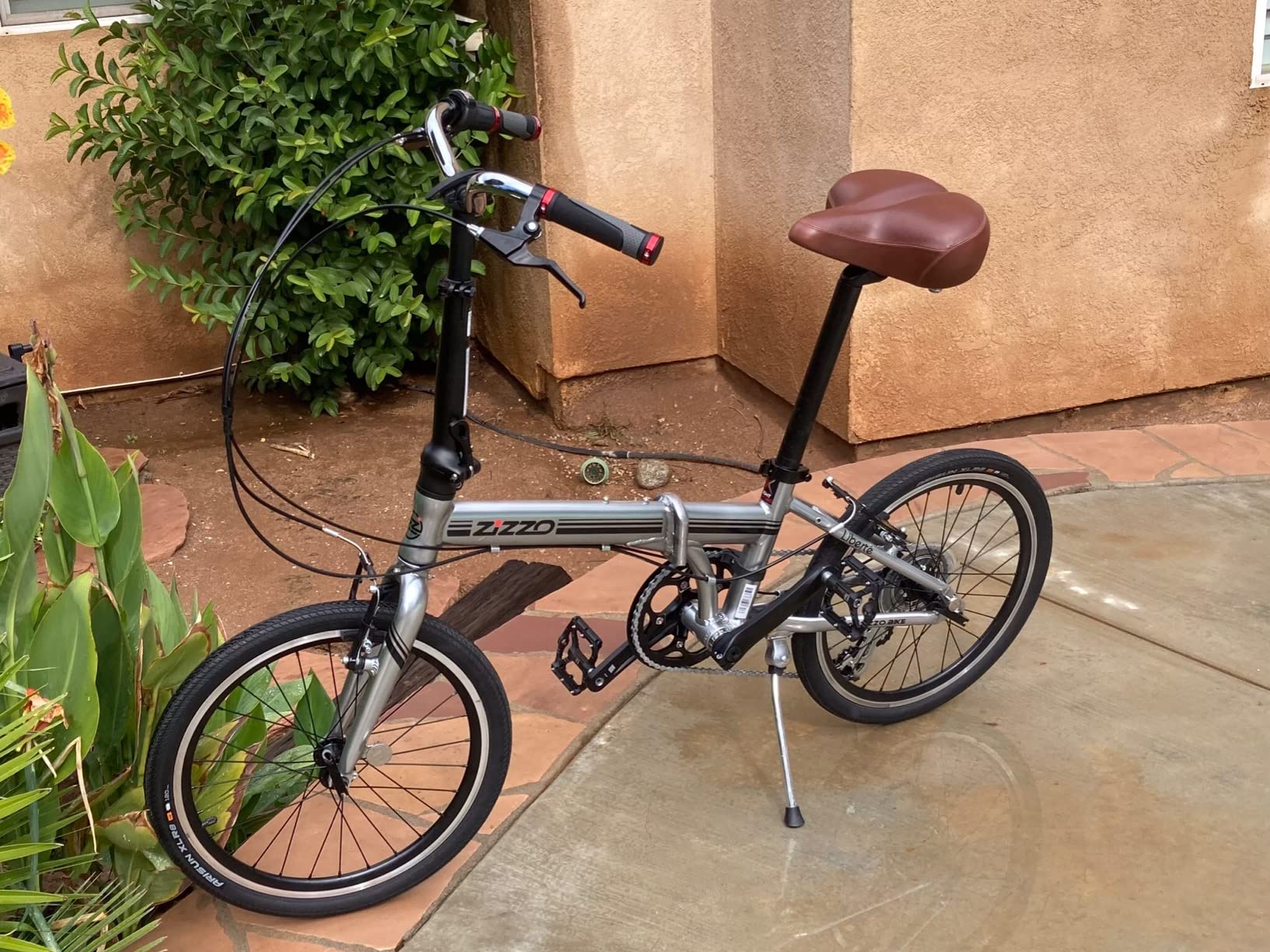 ZiZZO Liberte Plus 23 lb Lightweight Aluminum Alloy 20-Inch 8-Speed Folding Bicycle with Quick Release Wheels customer photo 2