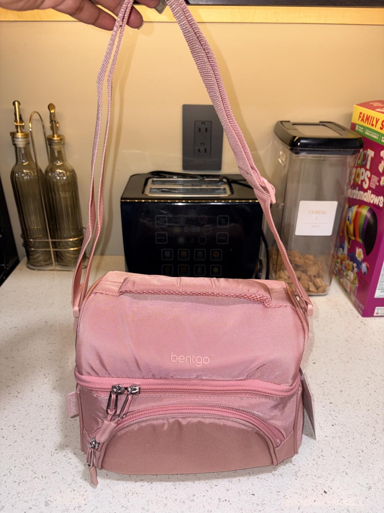 Bentgo Deluxe Insulated Lunch Bag with Adjustable Strap & Outer Pocket | Fits Most Bentgo Lunch Boxes, Internal Mesh Pocket, Safe & Durable Materials (Slate) customer photo 1