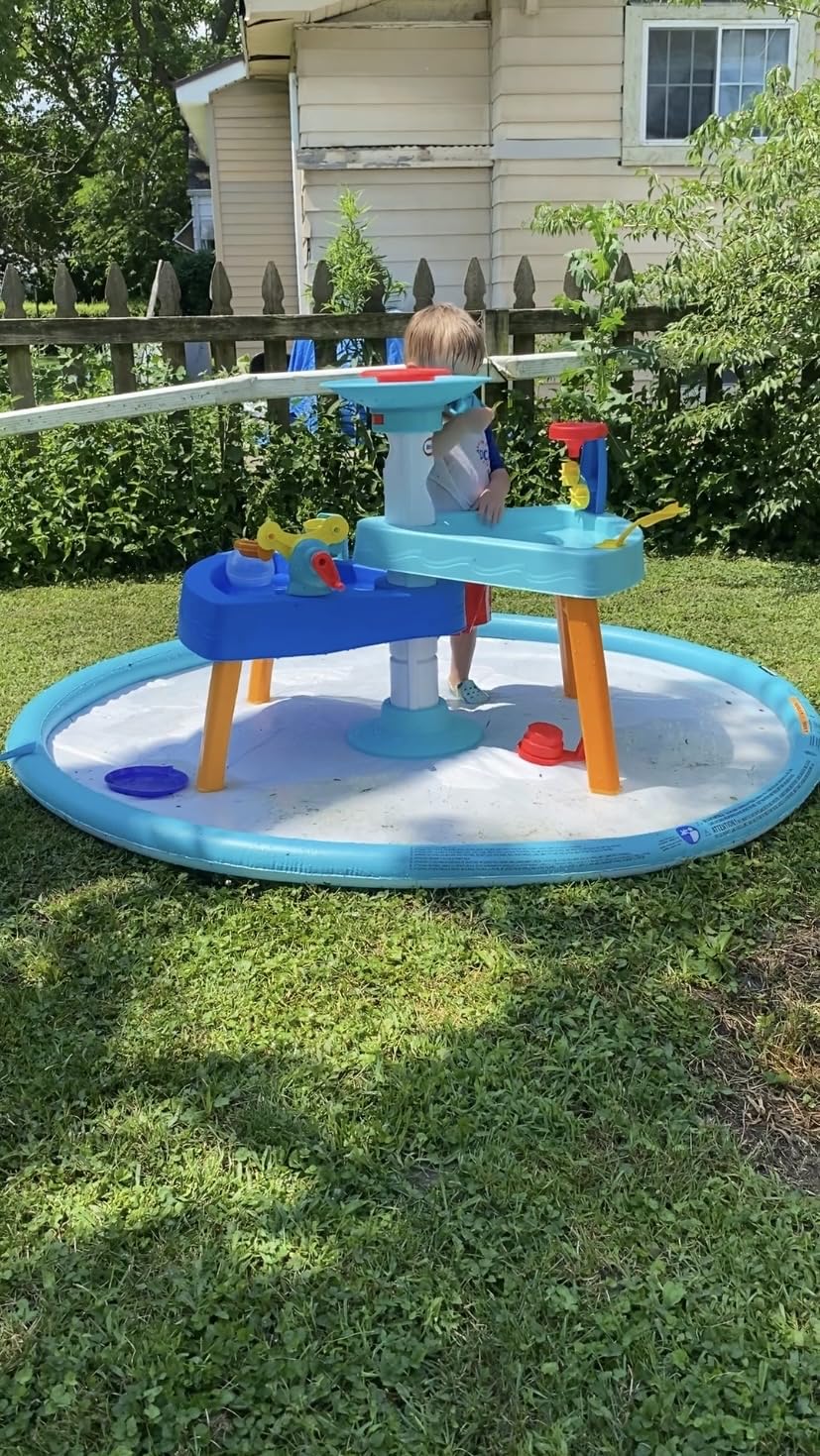 Little Tikes 3-in-1 Splash 'n Grow Outdoor Water Play Table customer photo 2