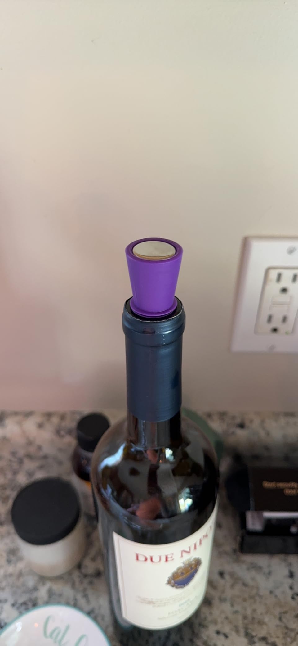 Wine Stoppers Beverage Bottle Sealer Soft Silicone Wine Bottle Stoppers Corks with Grip Top for Keeping Wine Champagne Fresh, 8 Pack customer photo 1