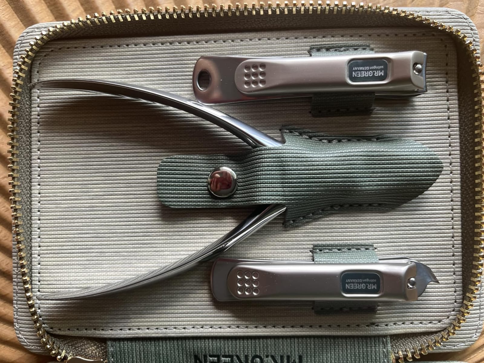 MR.GREEN Manicure Sets Pedicure Kits Stainless Steel Nail Clipper Personal Care Tools with PU Leather Case (Green) customer photo 2