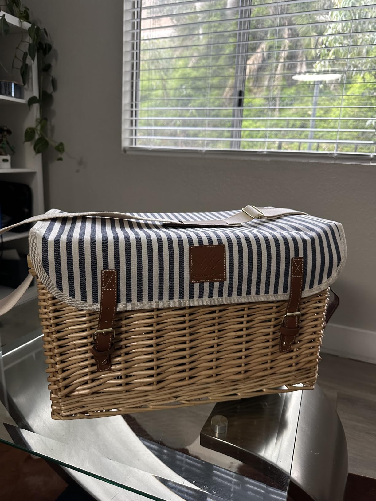 WILLOW WEAVE Wicker Picnic Basket for 4 with Wine Table - Stripe | 4 Person Picnic Kit, Willow Hamper Gift Set with Blanket, Portable Bamboo Wine Snack Table for Camping and Outdoor Party customer photo 2