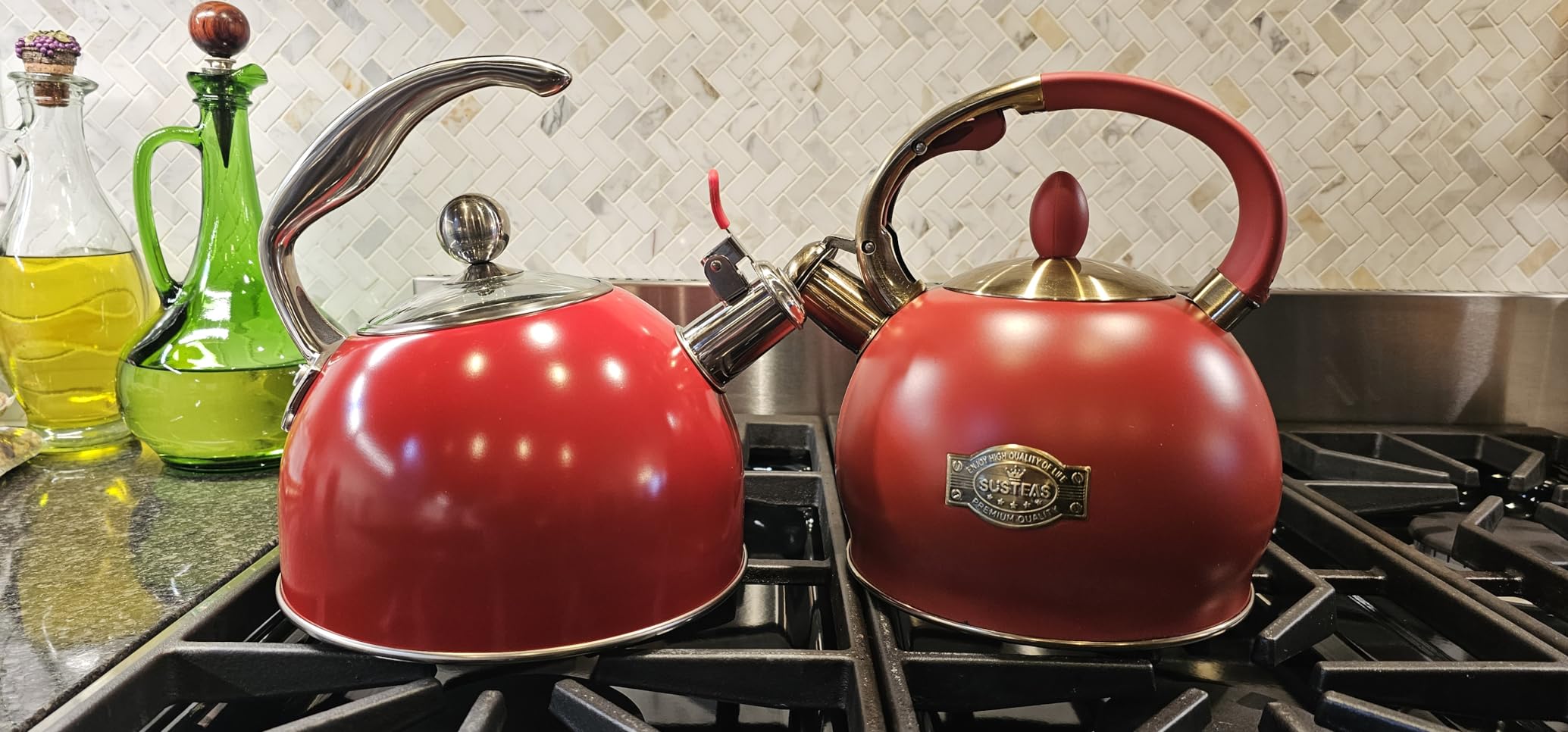 Viking 3-Ply Stainless Steel Tea Kettle, 2.6 Quart Stovetop Hot Water Pot with Tempered Glass Lid, Ergonomic Handle, Induction Ready, Red customer photo 2