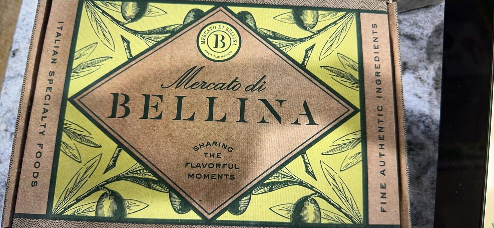 Mercato di Bellina Italian Gift Basket with Pasta, Olive Oil, Balsamic | Eight artisanal Italian foods. Pasta, EVOO, pesto, sauce, vinegar, and olive spread customer photo 2