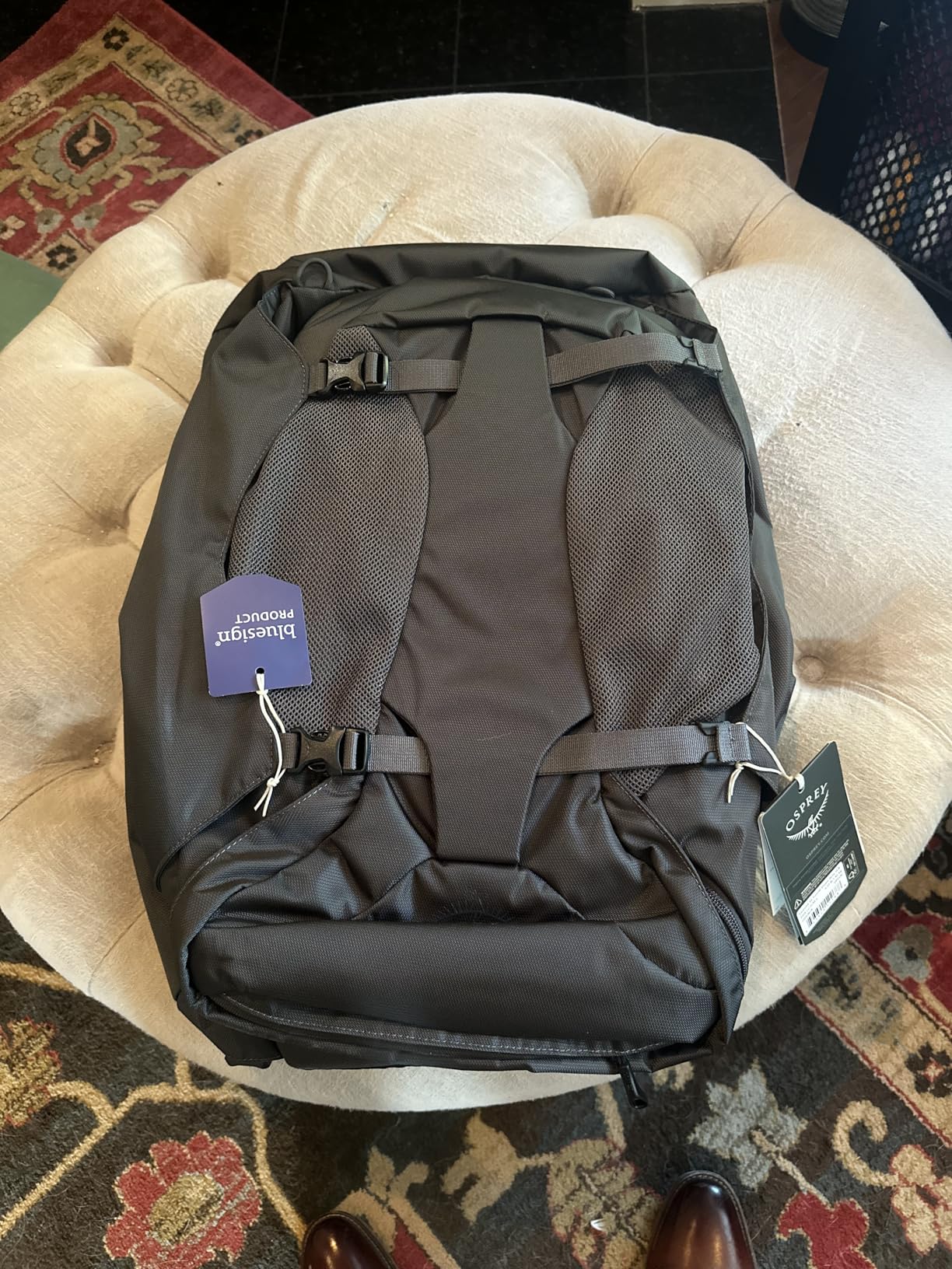 Osprey Farpoint 40L Men's Travel Backpack, Tunnel Vision Grey customer photo 2