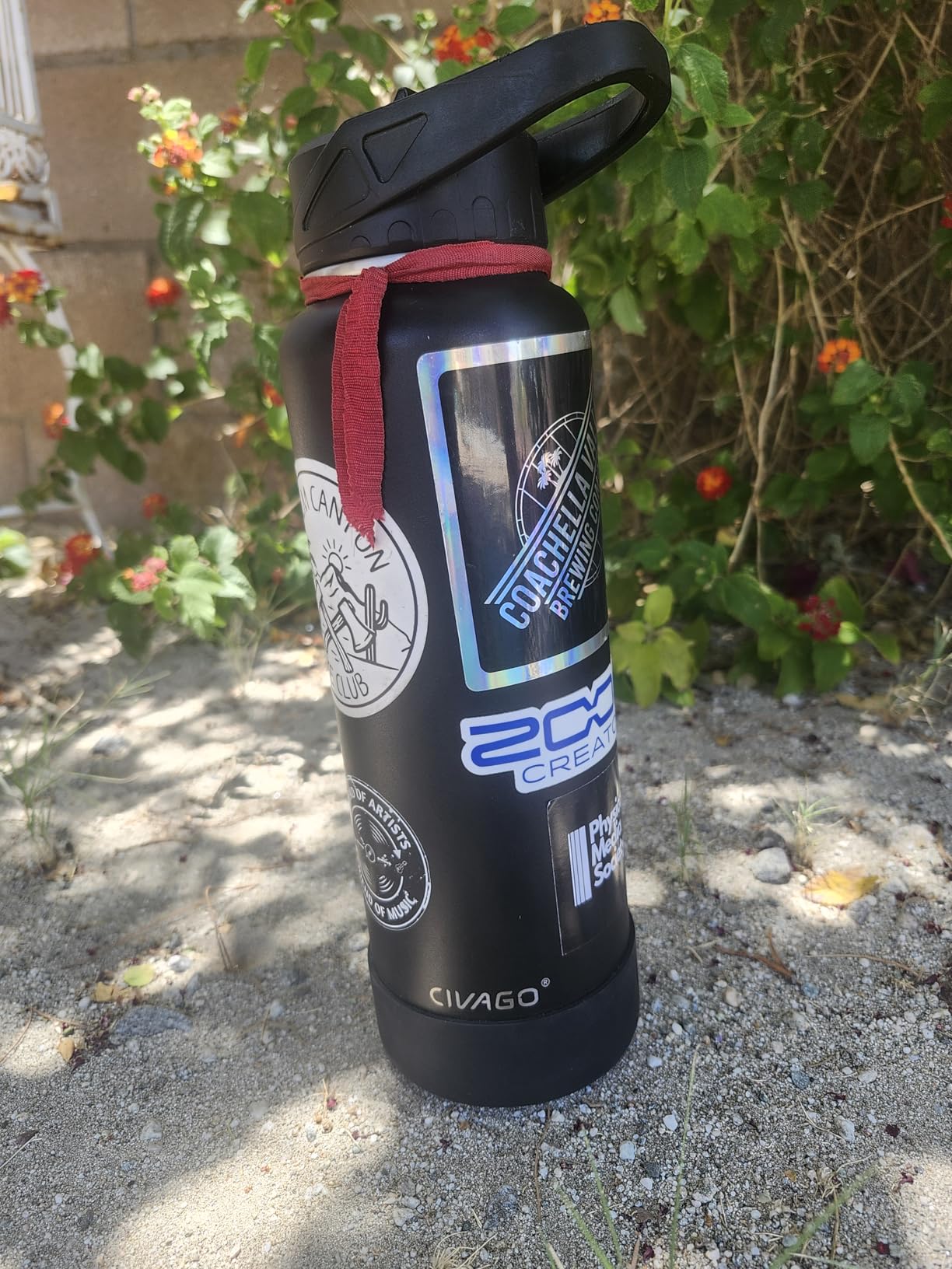 CIVAGO 64 oz Insulated Water Bottle With Straw, Half Gallon Stainless Steel Sports Water Flask Jug with 3 Lids (Straw, Spout and Handle Lid), Large Metal Thermal Cup Mug, Midnight Black customer photo 2