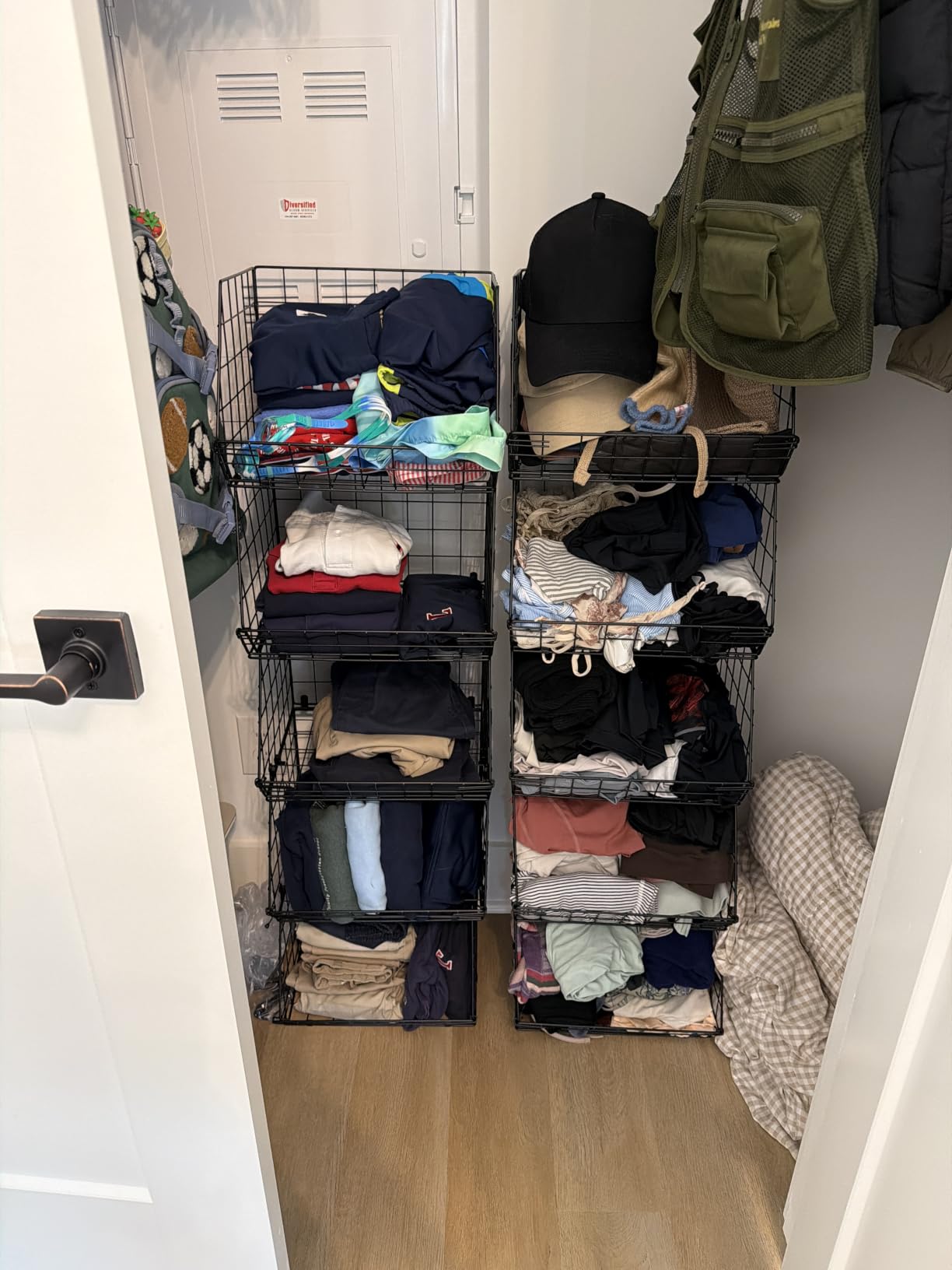 X-cosrack 5 Tier Closet Hanging Organizer, Clothes Hanging Shelves with 4 Hanging Hooks 5 S Hooks, Wire Storage Basket Bins, for Clothing Sweaters Shoes Handbags Accessories Patent Design customer photo 2