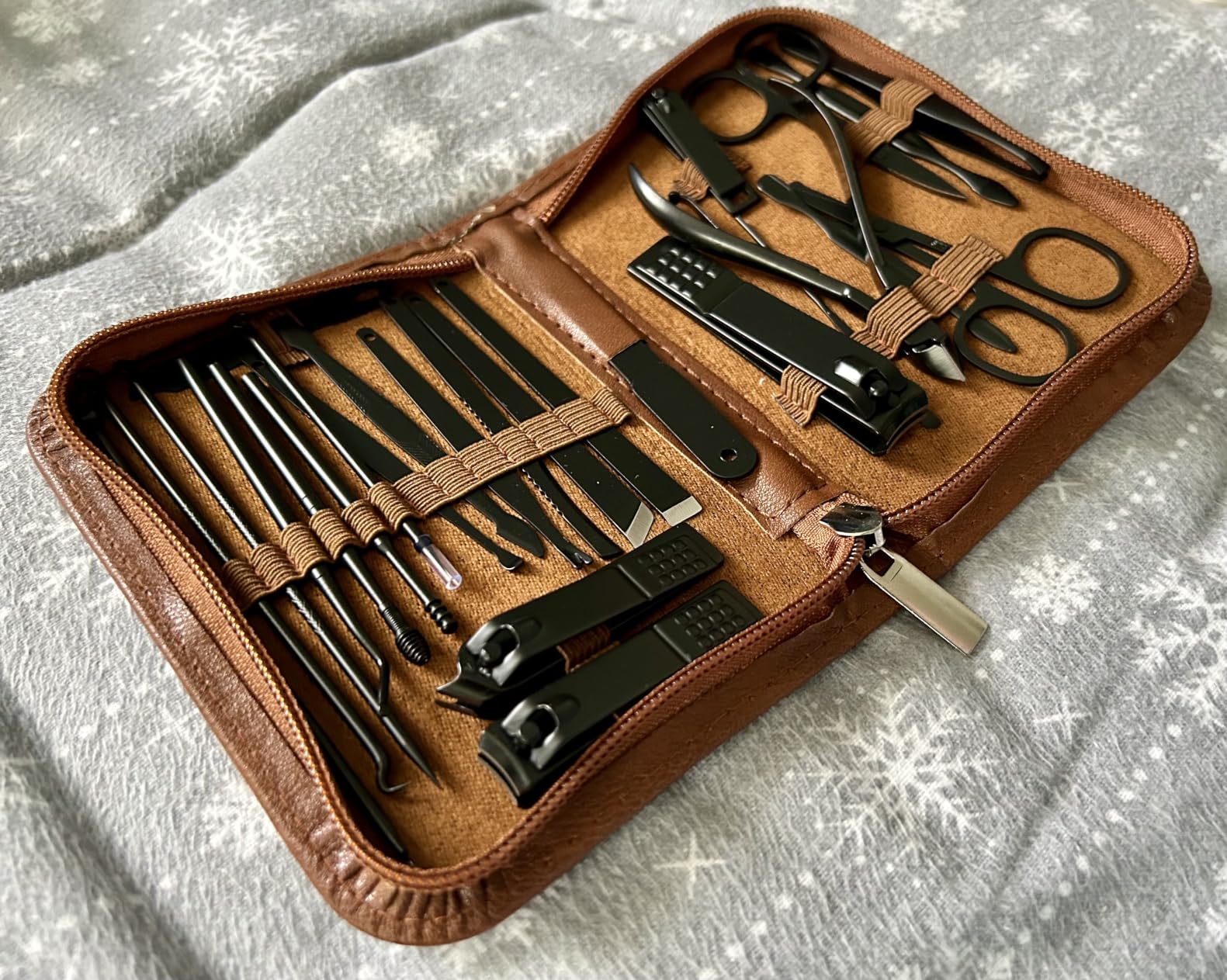 MINKINH Manicure Set Professional Nail Clipper Kit-26 Pieces,Brown | Stainless Steel Manicure Kit,Nail Care Tools with Travel Case for Men & Women,Hand & Foot Care,Gift for Family & Friends customer photo 2