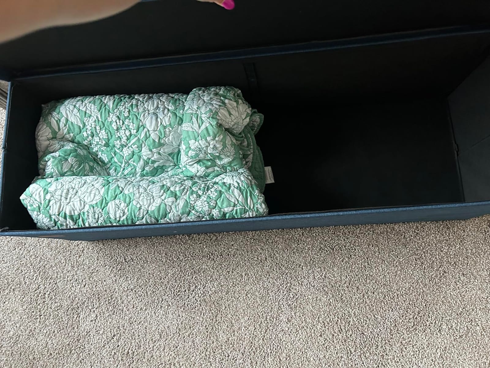 SONGMICS 43.3 Inches Folding Storage Ottoman Bench, Load 660 lb | Ottoman Foot Rest, Storage Chest, for Living Room, Entryway, Ink Black, MINOTA Collection ULSF077B01 customer photo 2
