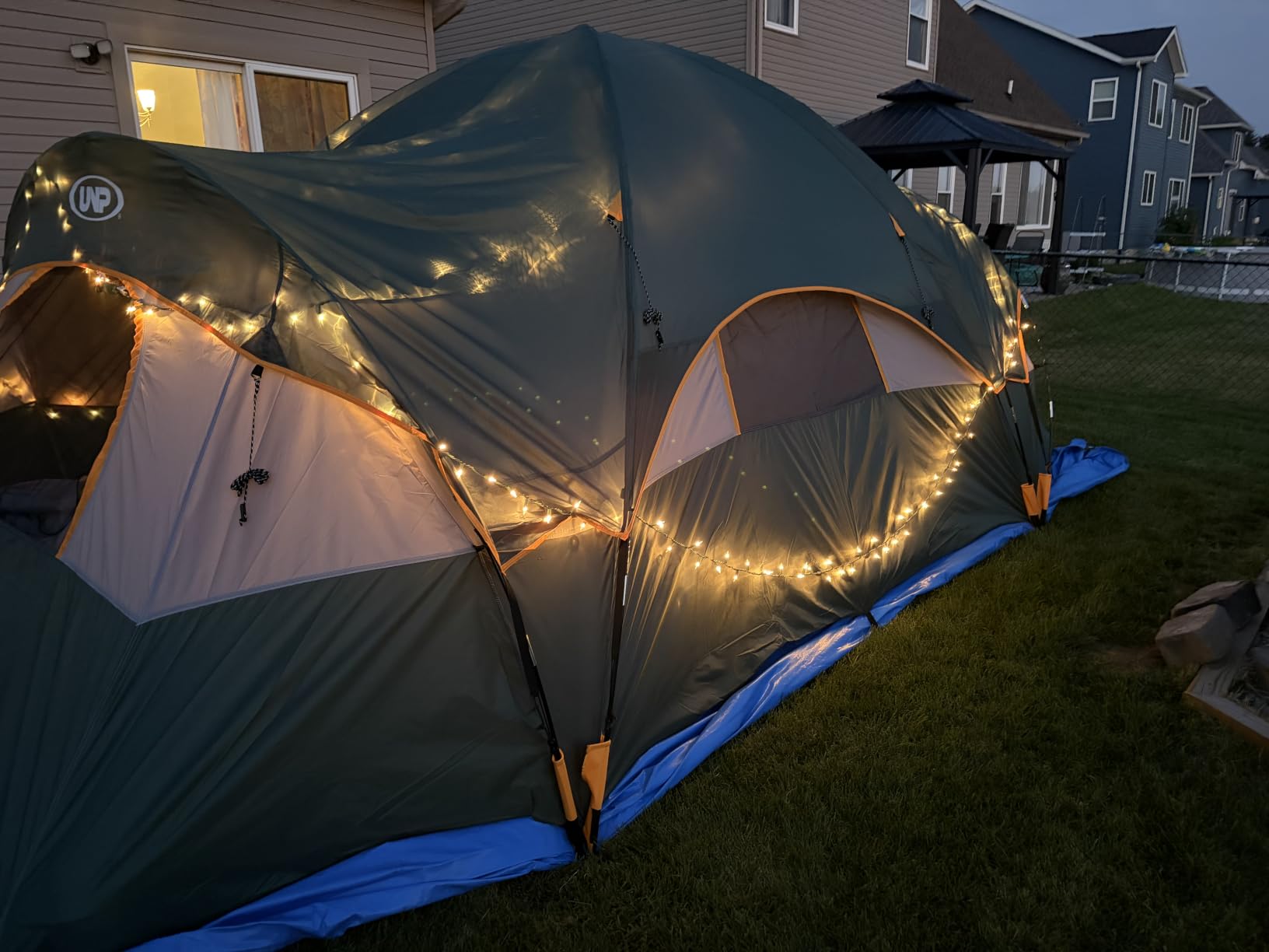 UNP 10 Person Tents for Camping Family Outdoor Camping Tent | 2 Rooms with Rainfly, Waterproof 5 Large Mesh Windows Size 18ft x 9ft x78in customer photo 2