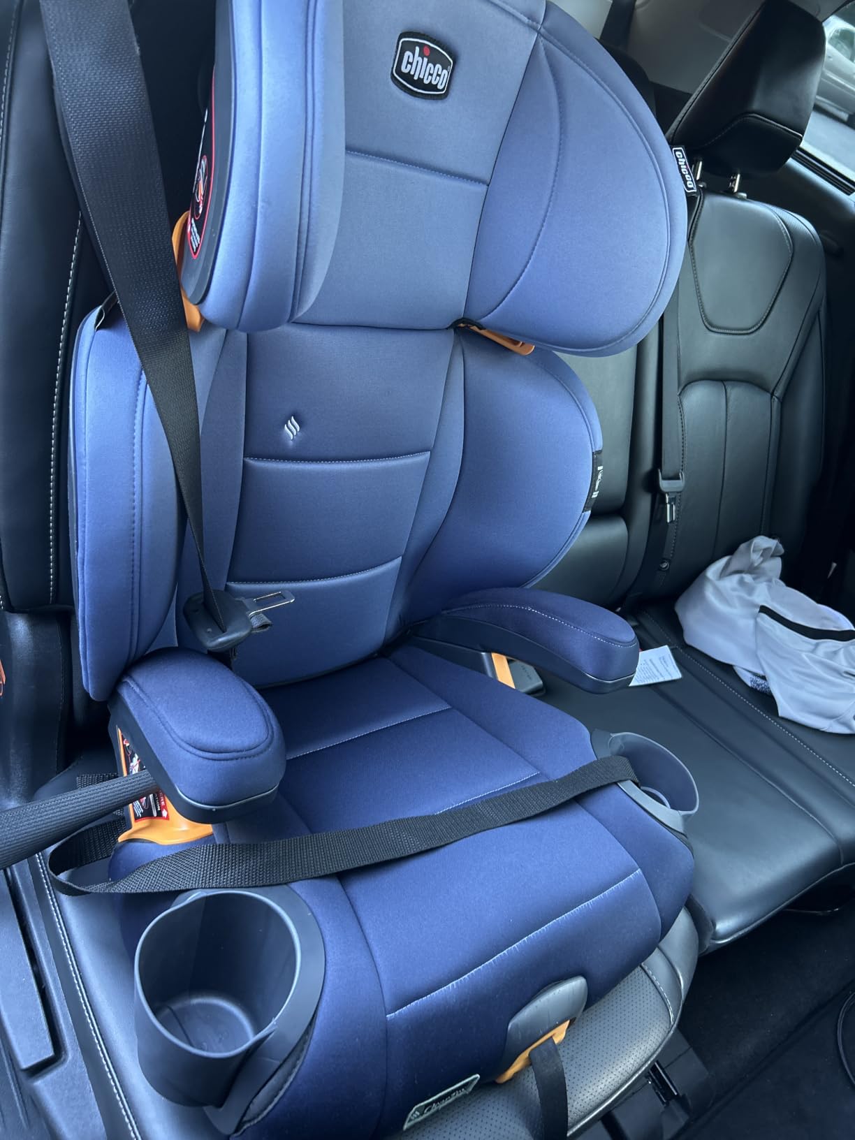 Chicco KidFit ClearTex Plus 2-in-1 Belt-Positioning Booster Car Seat, Backless and High Back Booster Seat, for Children Aged 4 Years and up and 40-100 lbs., Obsidian/Black customer photo 2