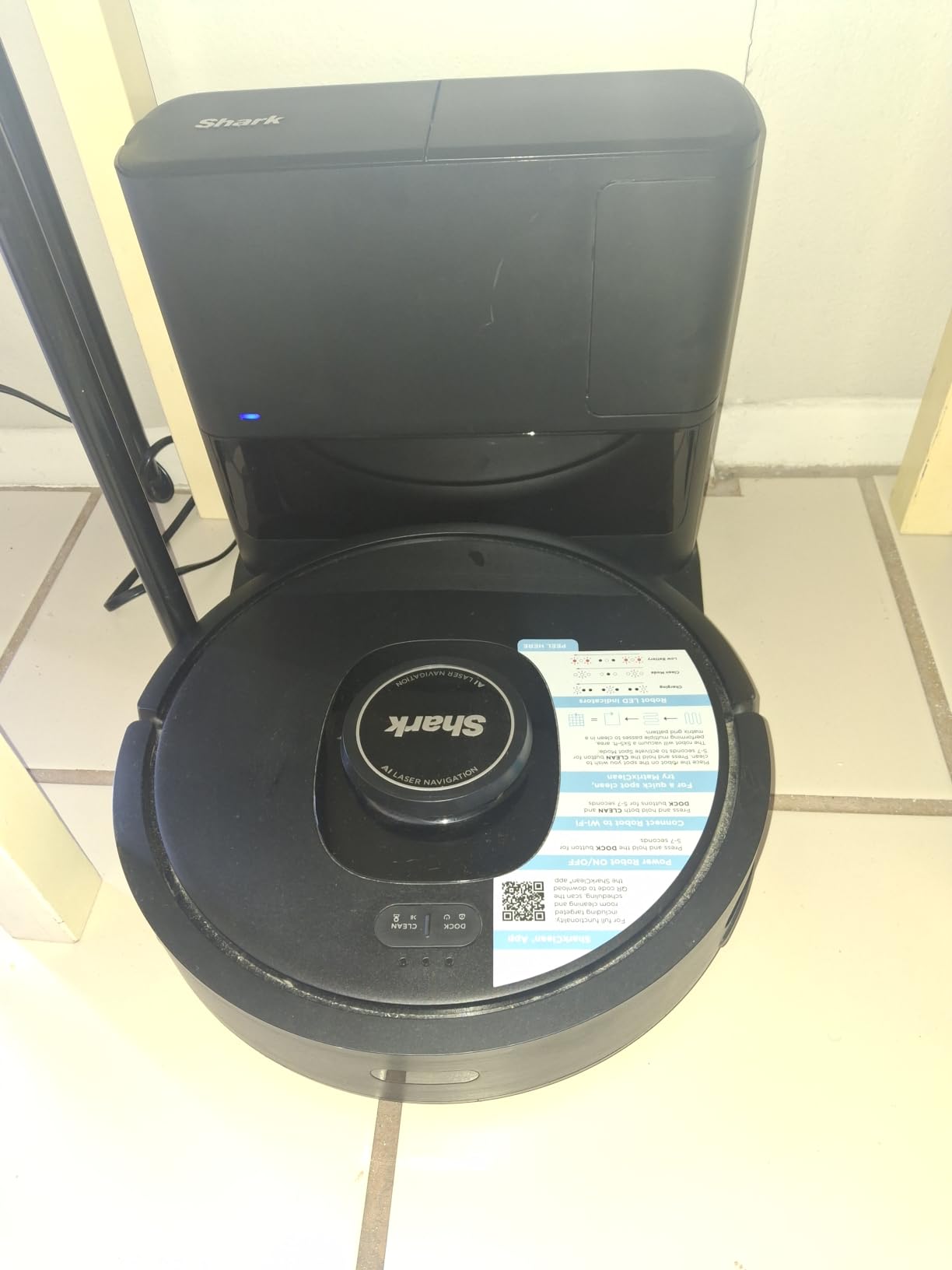 Shark AI Ultra Robot Vacuum, Black/Silver, AV2511AE | Matrix Clean, 360° LiDAR Home Mapping, 60-Day Bagless Self-Empty Base, Self-Cleaning Brushroll, Works with Alexa, Wi-Fi customer photo 2
