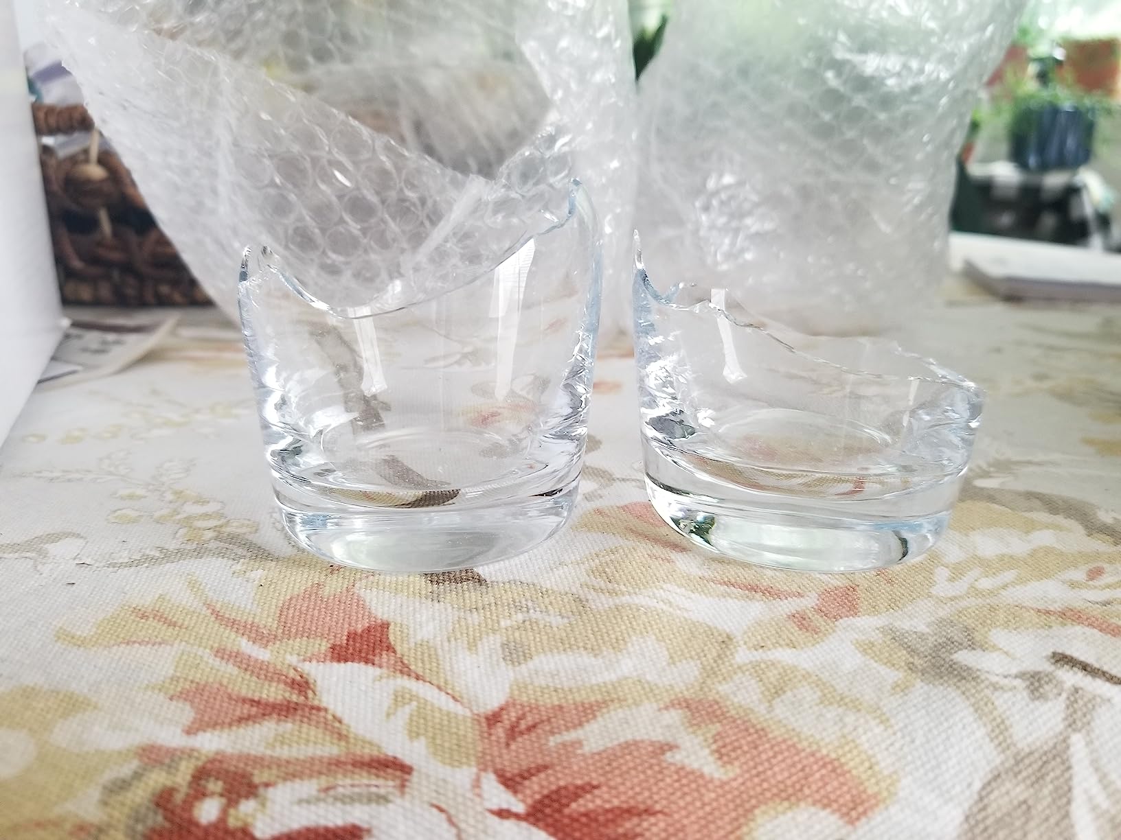 Remagr 12 Pack Wine Carafes Glass Small Single Serving Decanter,6.5 oz | Wine Refill Carafes, Mini Decanters, Individual Pours, Dinner Parties, Tastings Bar, Restaurant, Juice Bar, Portion Control customer photo 1