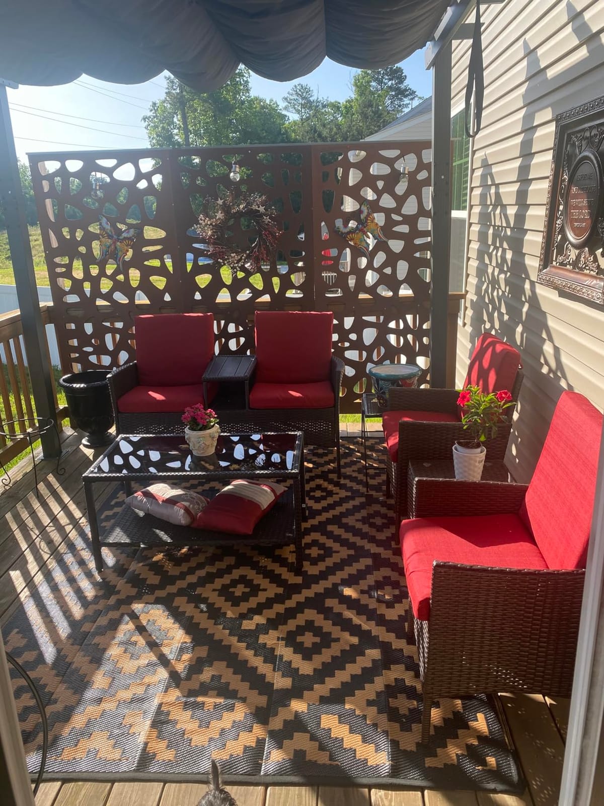 Yaheetech Outdoor Wicker Coffee Side Table with Tempered Glass Top, Black | All-Weather Rattan Patio Storage Furniture for Garden customer photo 1