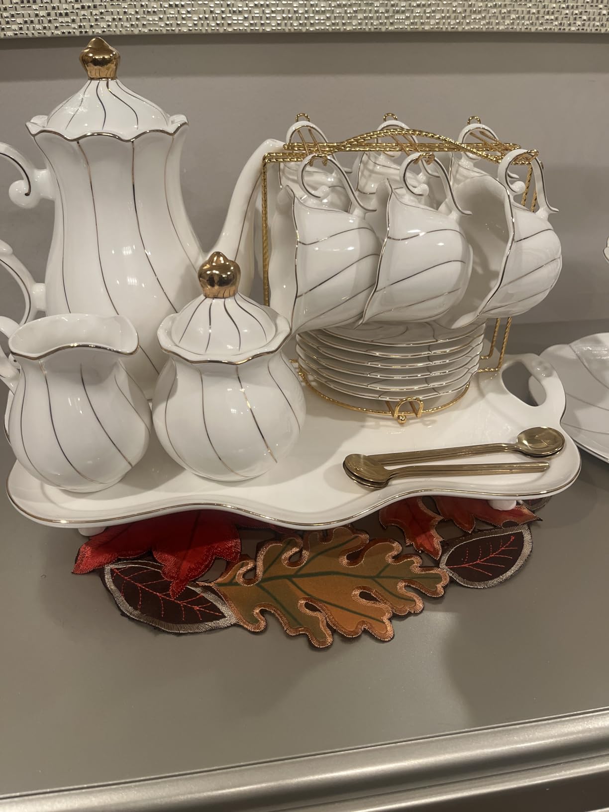 DUJUST Porcelain Serving Tray with Handles, Luxury British Style Coffee Table Tray with Golden Rim, Beautiful Tea Tray Decor for Living Room customer photo 2