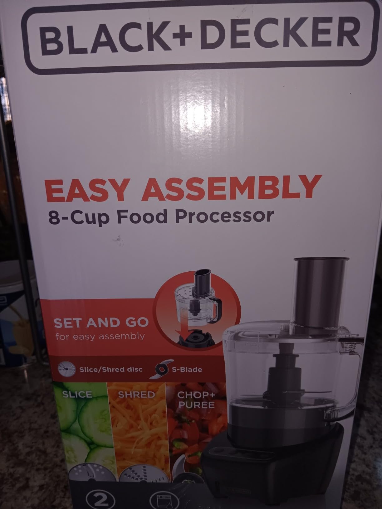 BLACK+DECKER Food Processor and Vegetable Chopper, Stainless Steel Blade, 8-Cup Capacity, 450W Power with Attachments to Shred, Slice, Mince, Grind, and Puree | Food Processor with easy assembly, chopping, slicing, shredding, 2 speeds, pulse & dishwasher-safe. customer photo 2
