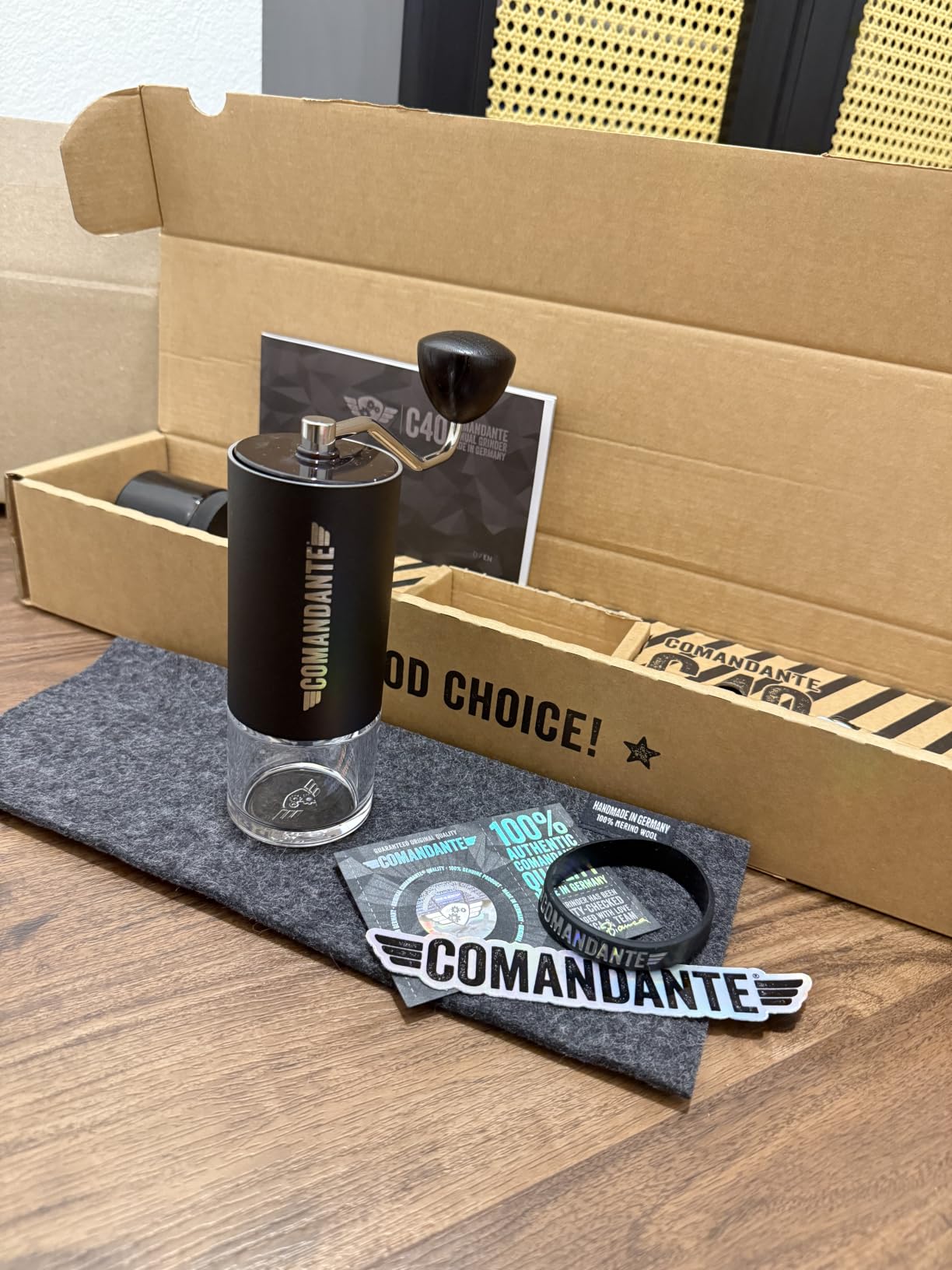 COMANDANTE C40 MK4 Nitro Blade Liquid Amber/Stainless Steel Coffee Grinder, Silver/Brown, Silver/Brown customer photo 1