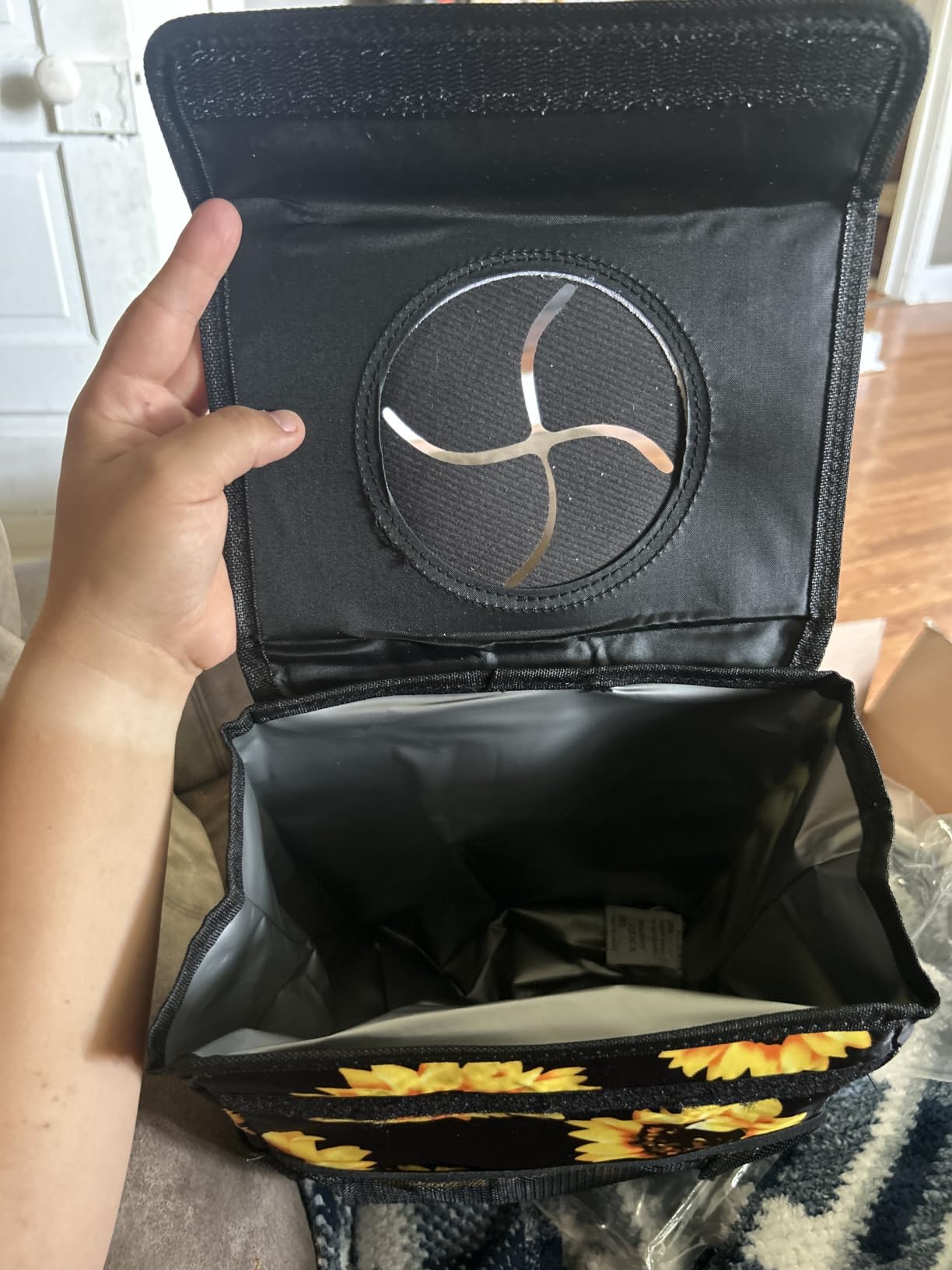 Vankor Car Trash Can with Lid Leak Proof Car Accessories for Women customer photo 1